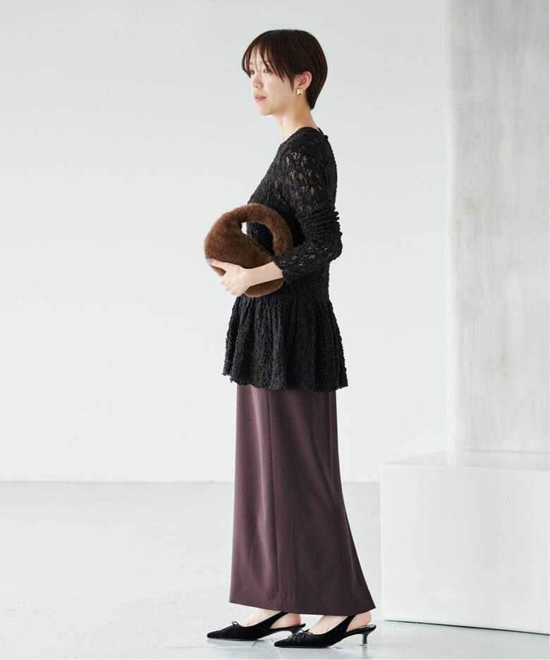 WEB限定/追加予約》Flowerストレッチレース ペプラムプルオーバー（T 