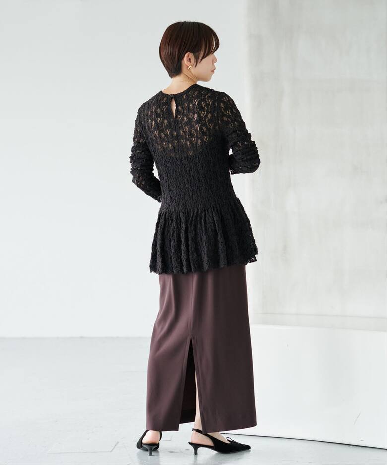 WEB限定/追加予約》Flowerストレッチレース ペプラムプルオーバー（T 