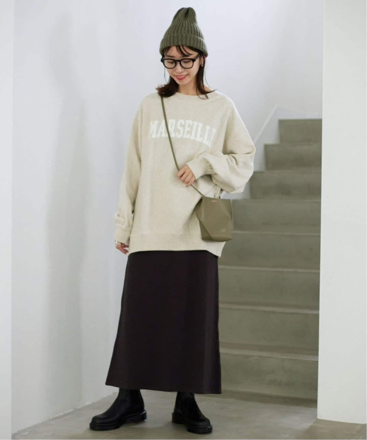 WEB限定/追加3予約》MARSEILLE ロゴスウェット（スウェット）｜SLOBE