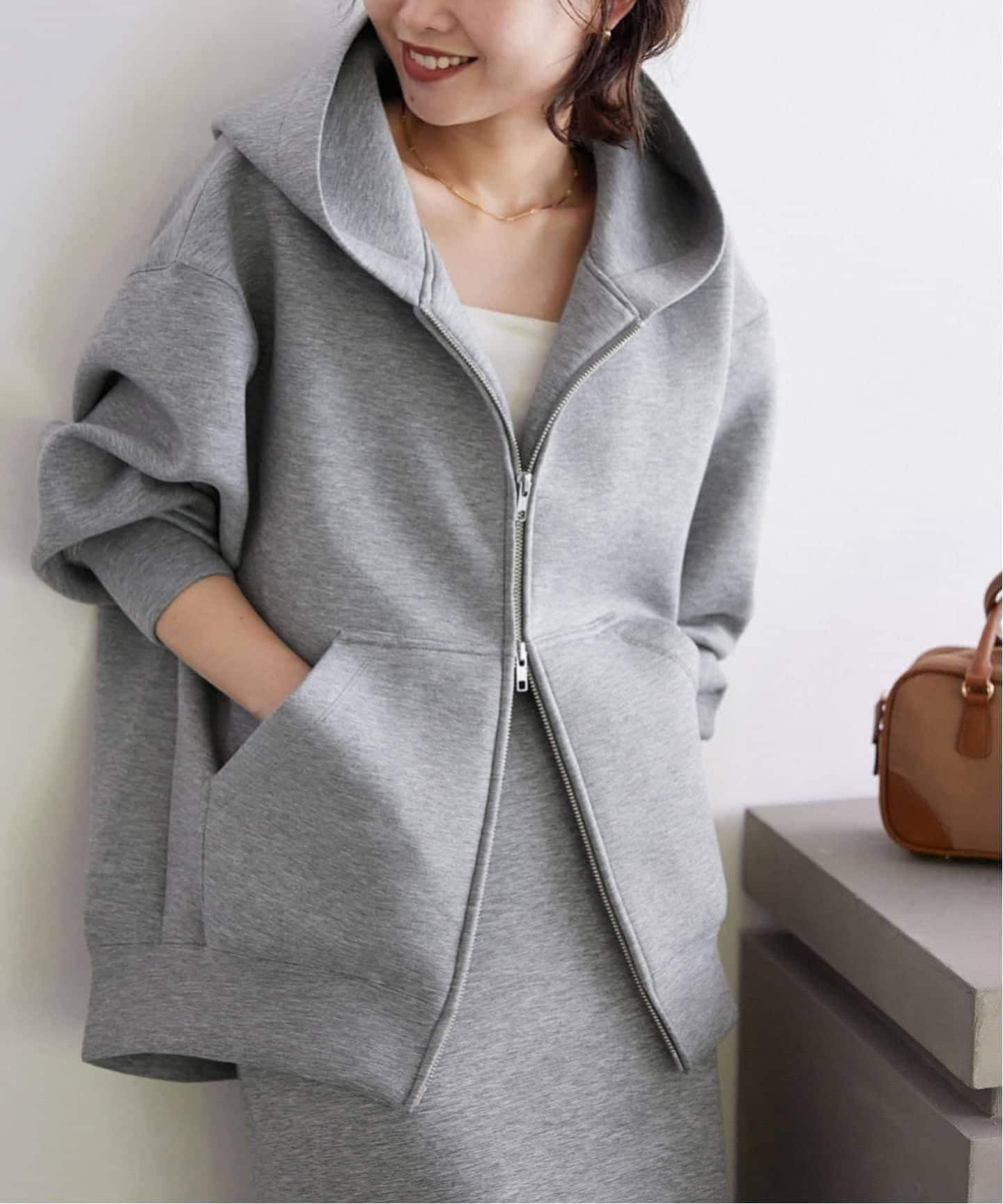 WEB限定/追加2》ボリュームジップアップフーディー（パーカー）｜SLOBE