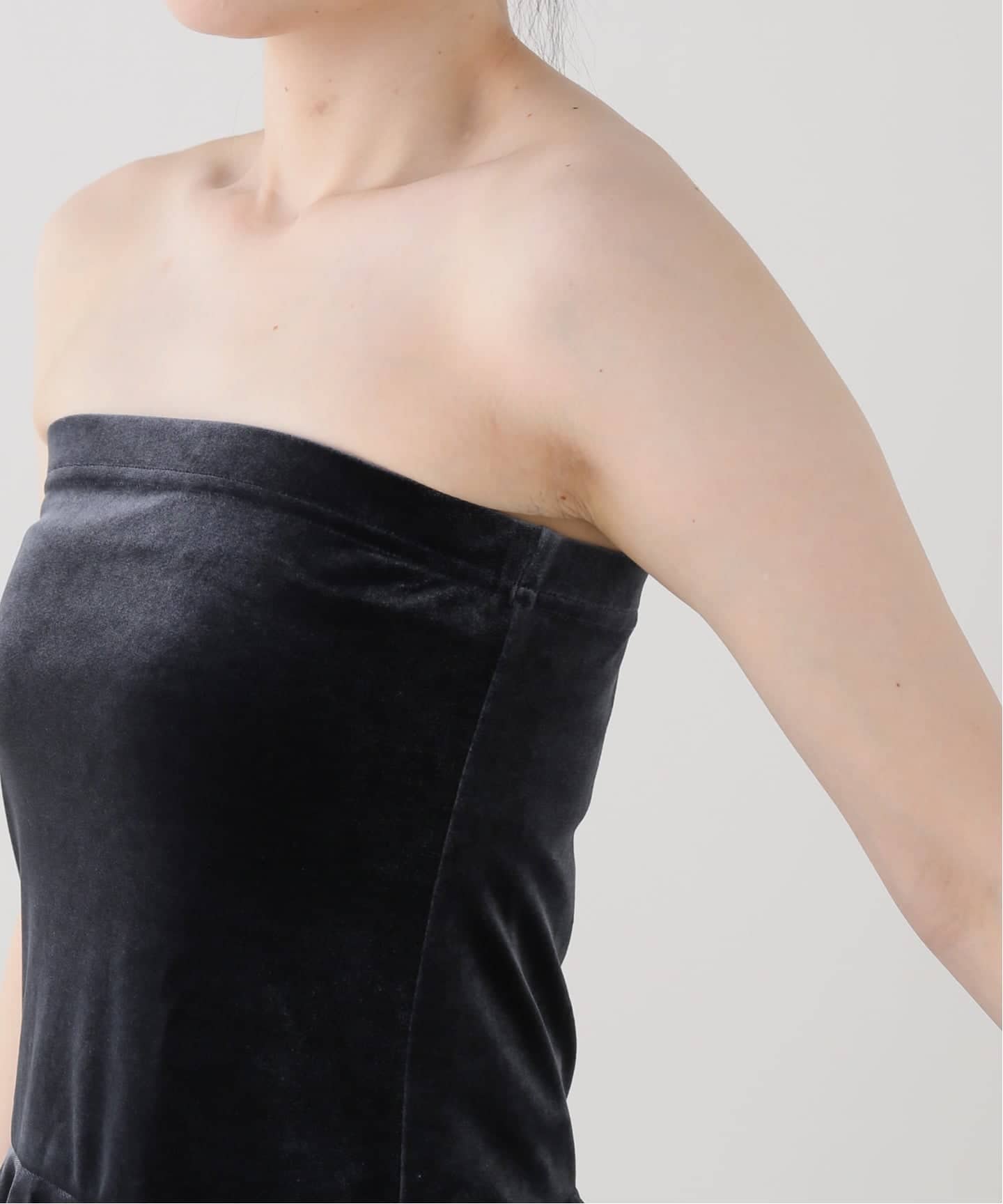 SIMONE WILD/シモーネ ワイルド ベロアフレアTOPS（その他トップス