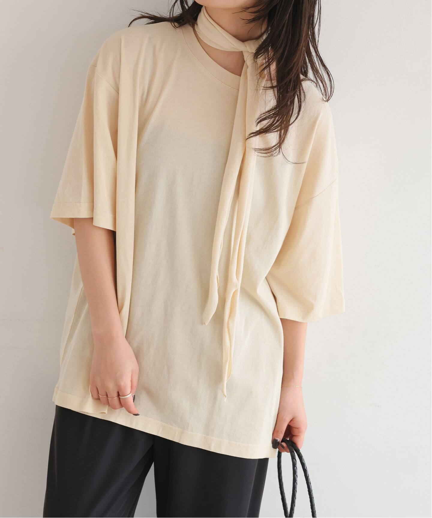 追加》Plus by ONIT/オニット SLOBE別注 スカーフ付Tシャツ（Tシャツ 