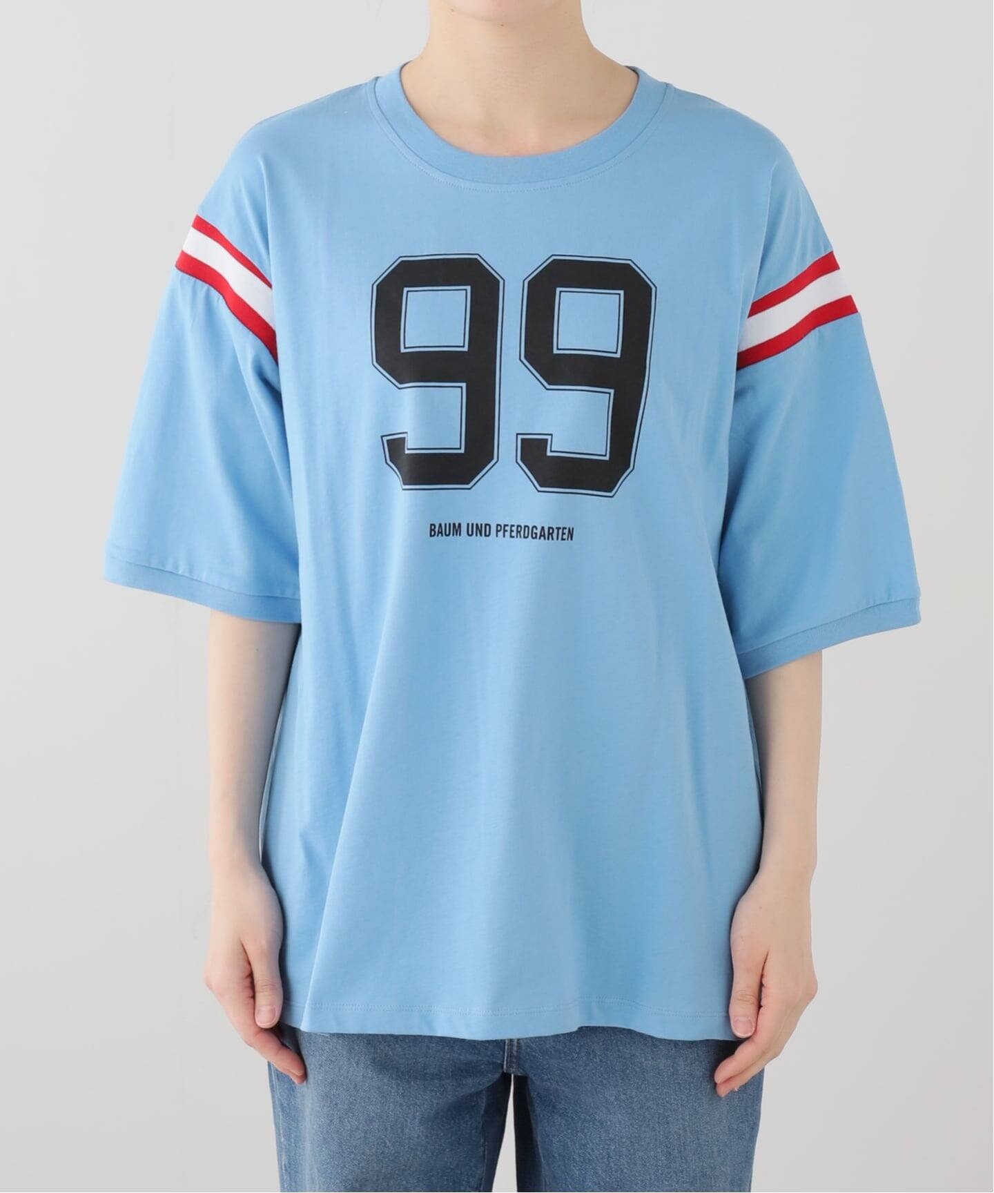 BAUM UND PFERDGARTEN バウム ウンド ヘルガーデンJULY 24778（Tシャツ