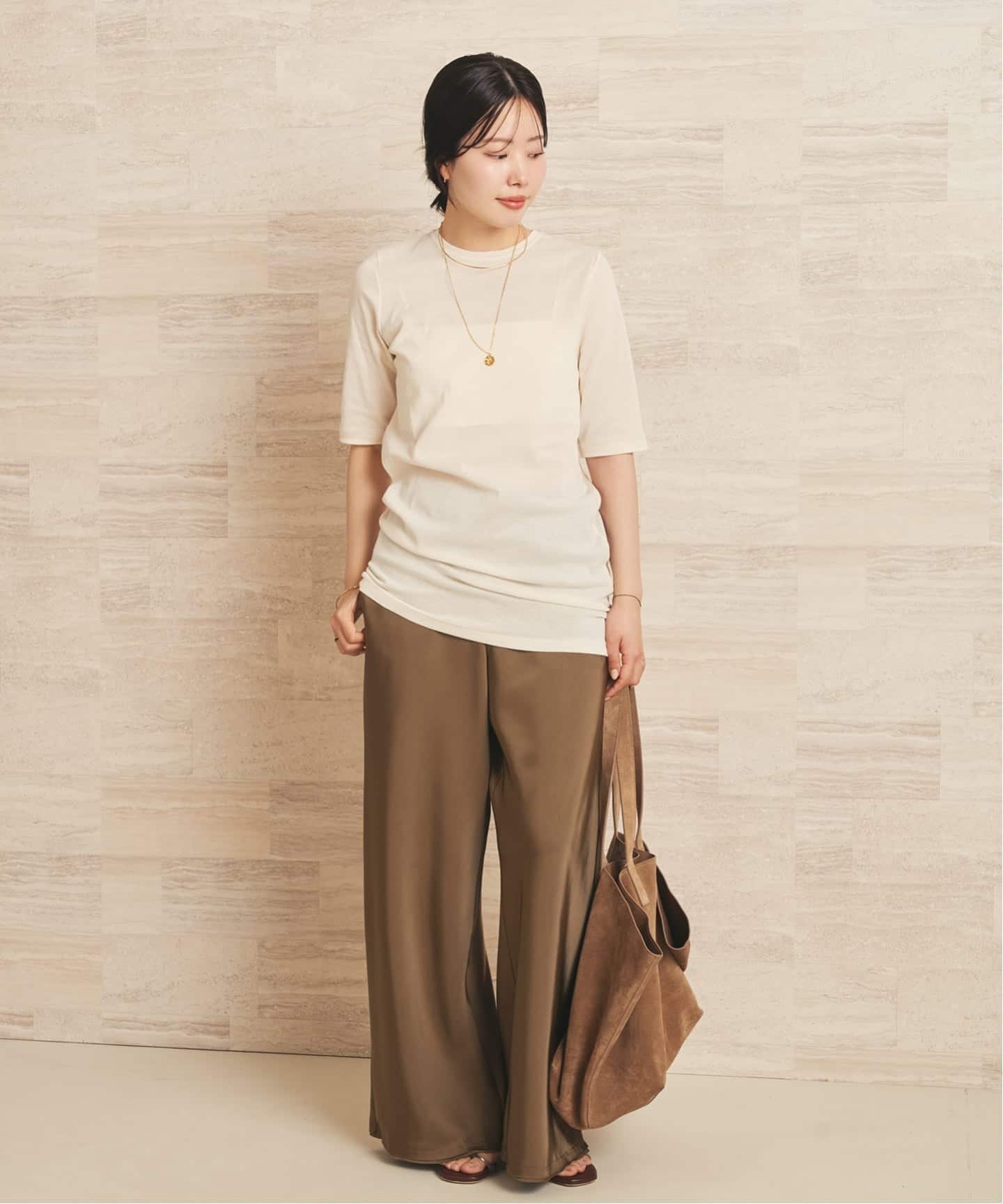 一部店舗・WEB限定》LIGHT SHEER ハーフスリーブ Tシャツ（Tシャツ