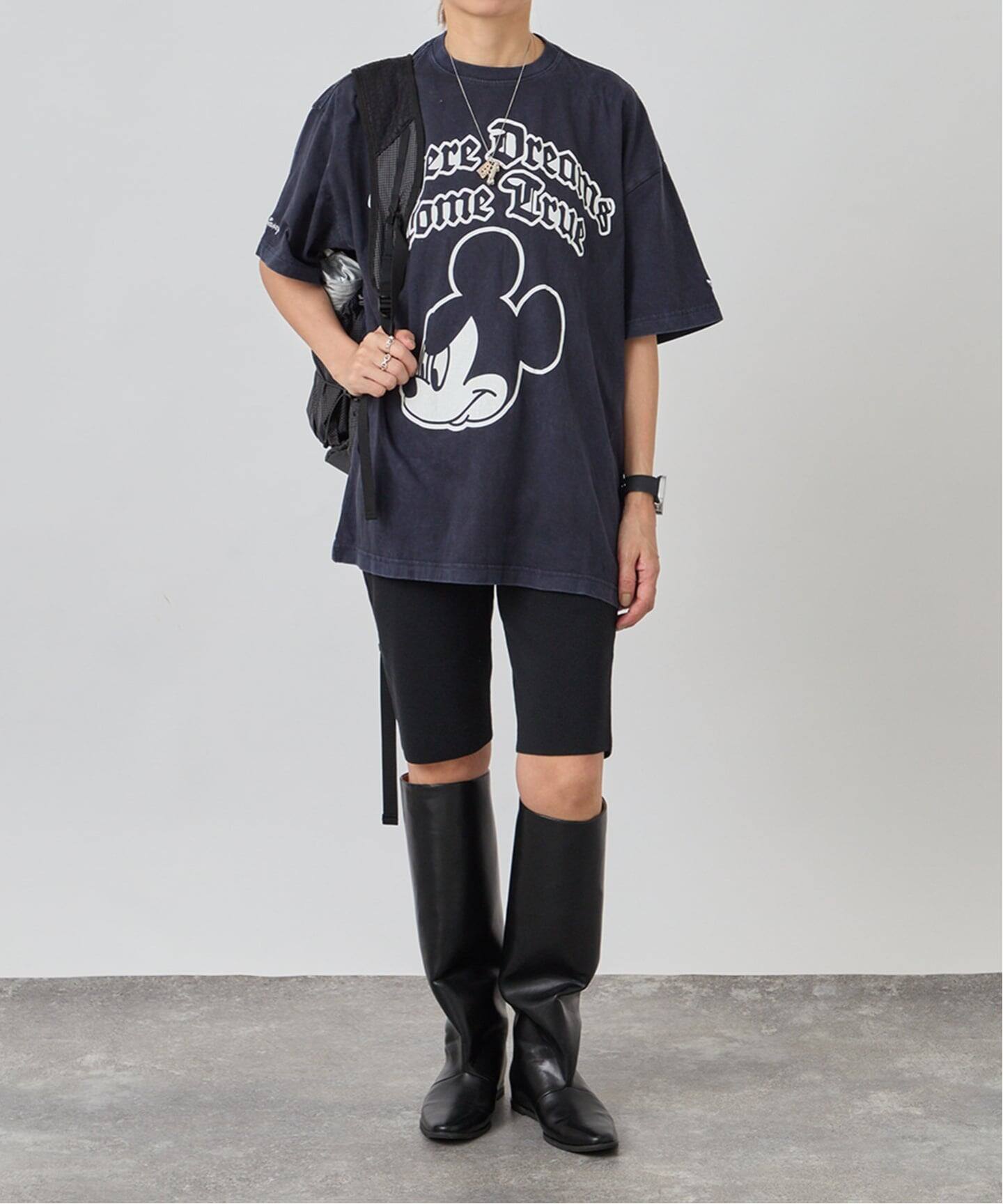 Adidast シャツ アディダス ディズニー tシャツ ディズニーコラボ adidasディズニーtシャツ 東京ディズニーリゾート アディダスによるアイテム - 35周年限定デザイン