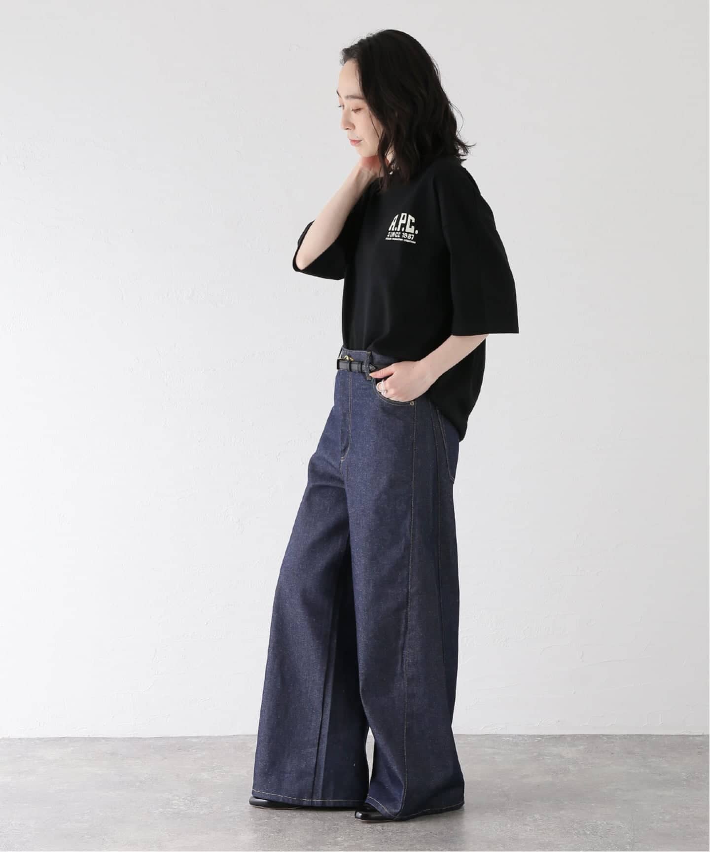 A.P.C. IENA別注ビッグロゴTシャツ A.P.C./アー・ペー・セー】別注 JERSEY COULEUR V.P.C. Tシャツ（T