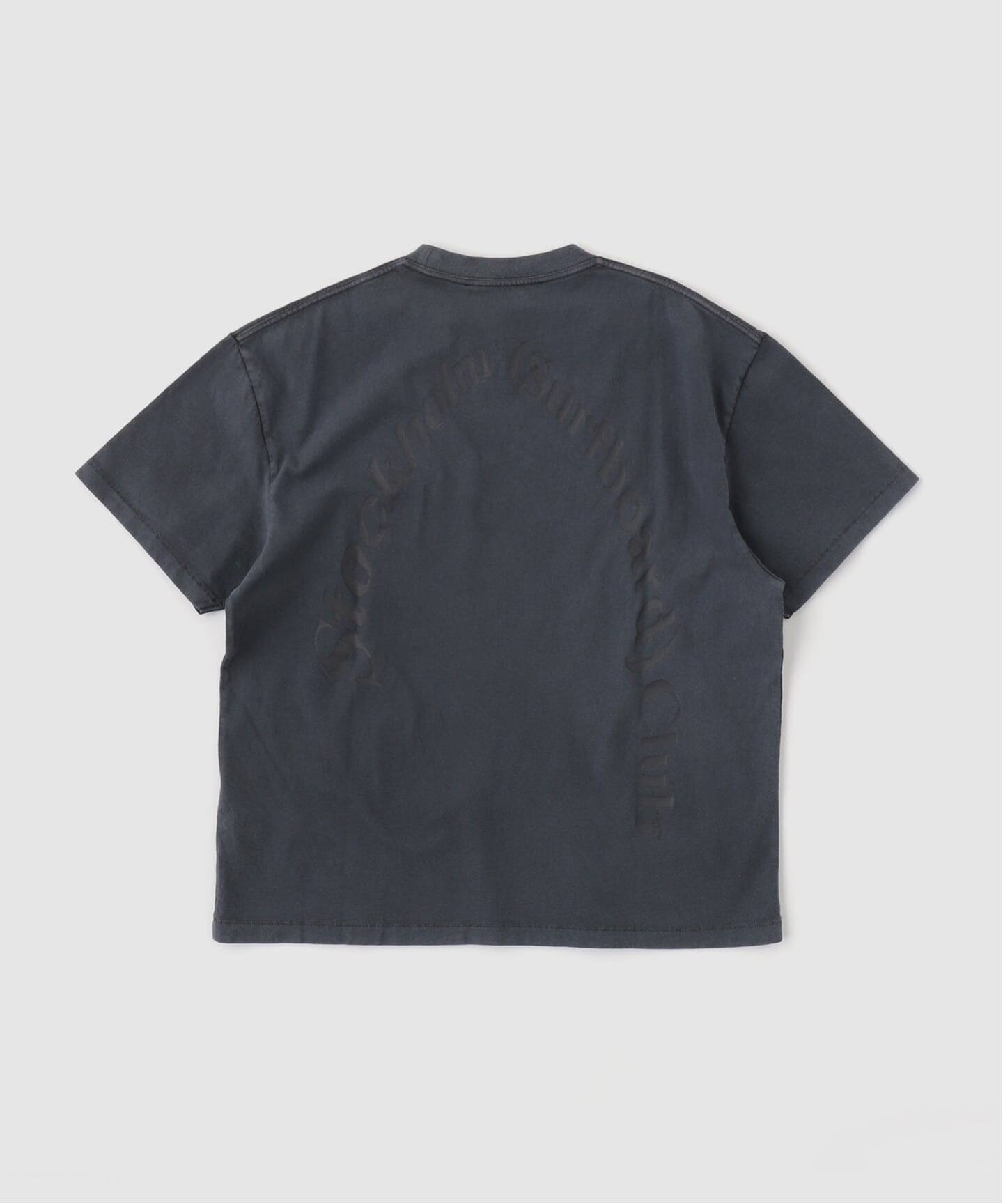 STOCKHOLM SURFBOARD CLUB BOX TEE BACK LOGO（Tシャツ／カットソー