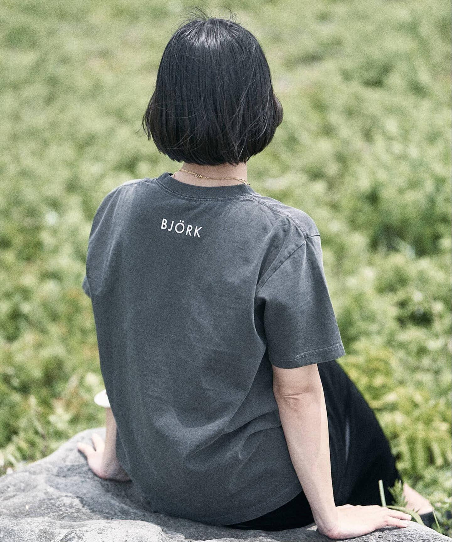 BJORK PHOTO TEE 