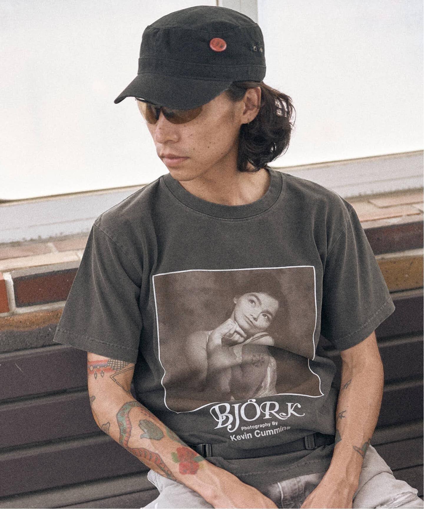 BJORK PHOTO TEE 
