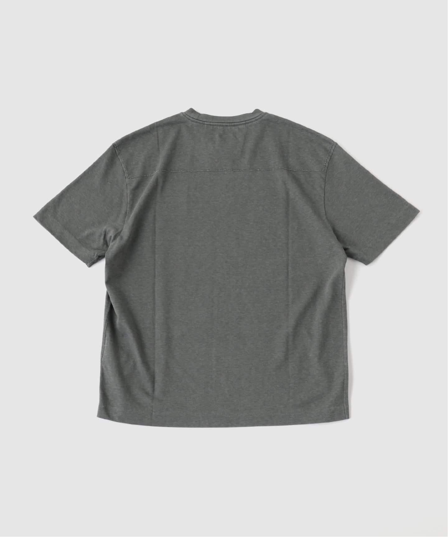 C.P.Company / シーピーカンパニー20/1 JERSEY PLATED LOGO T-SHIRT（T