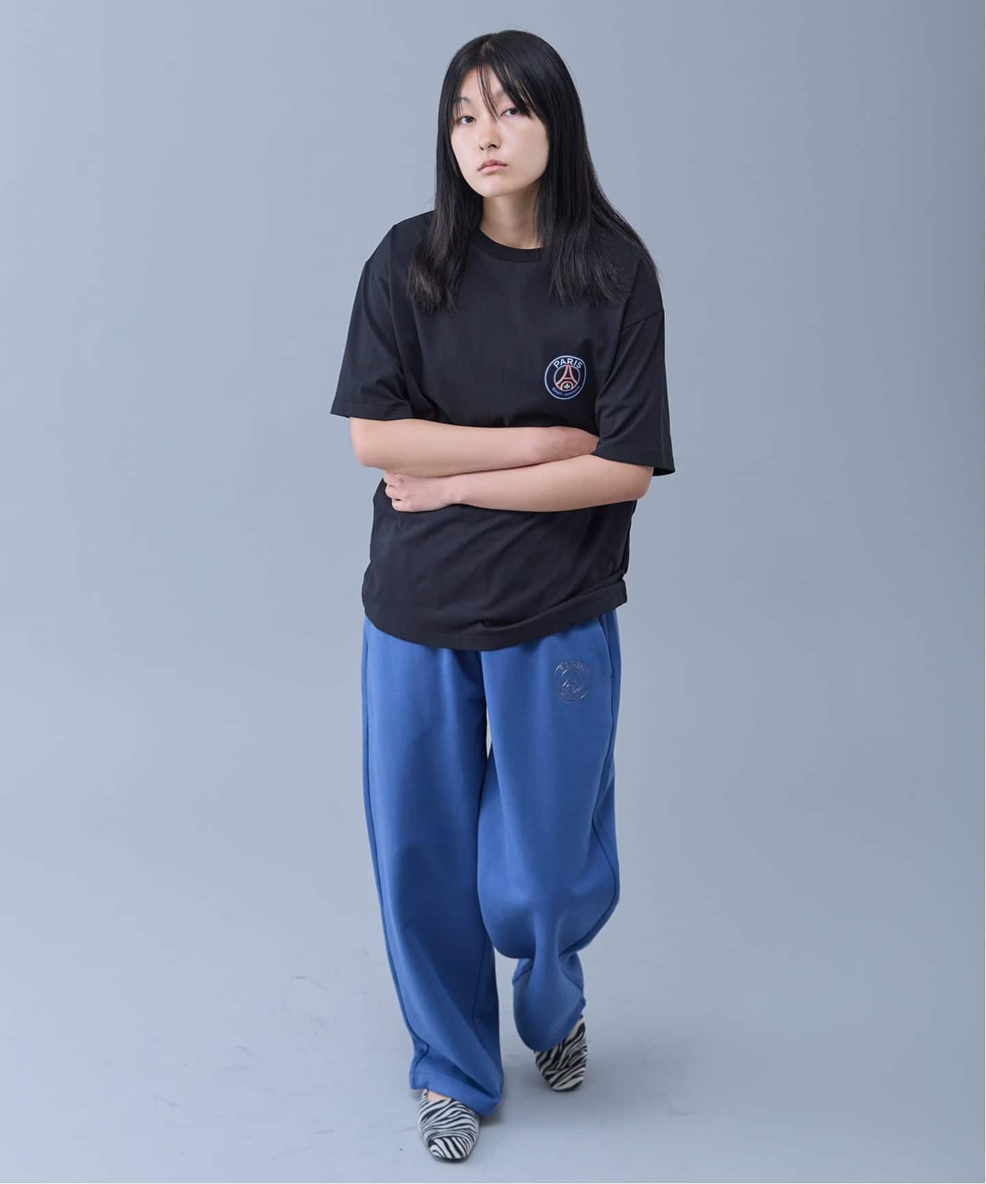 Paris Saint-Germain / パリ・サン＝ジェルマン】 JP NEON EMBLEM TEE