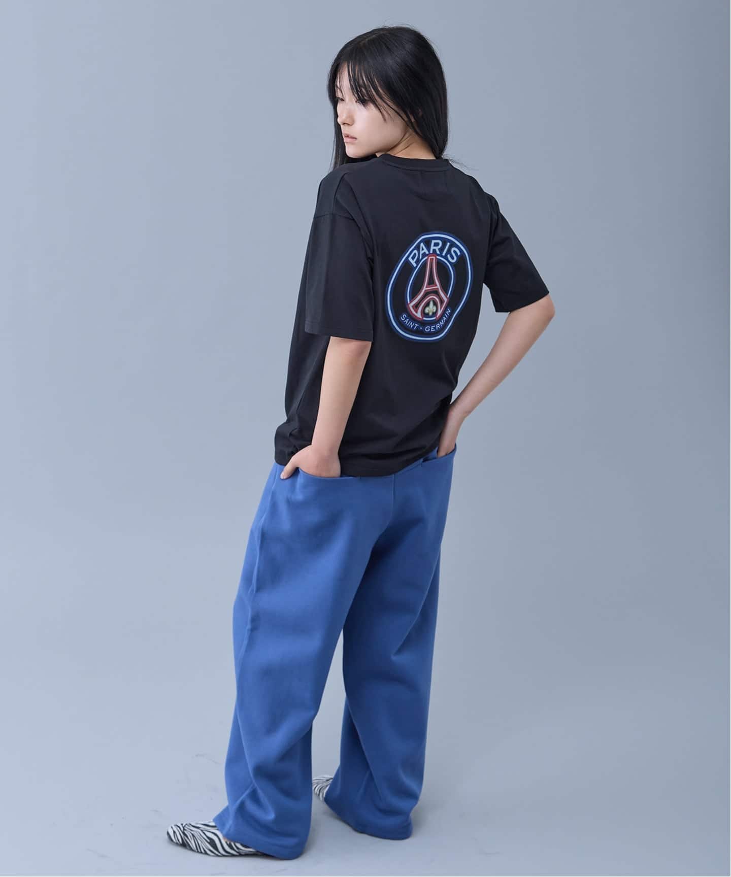 Paris Saint-Germain / パリ・サン＝ジェルマン】 JP NEON EMBLEM TEE