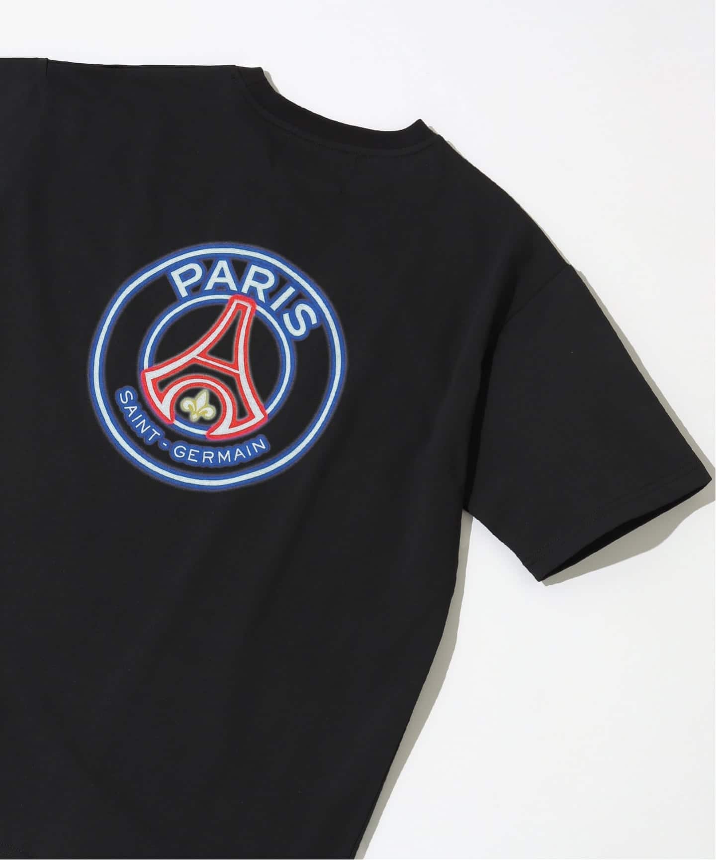 Paris Saint-Germain / パリ・サン＝ジェルマン】 JP NEON EMBLEM TEE