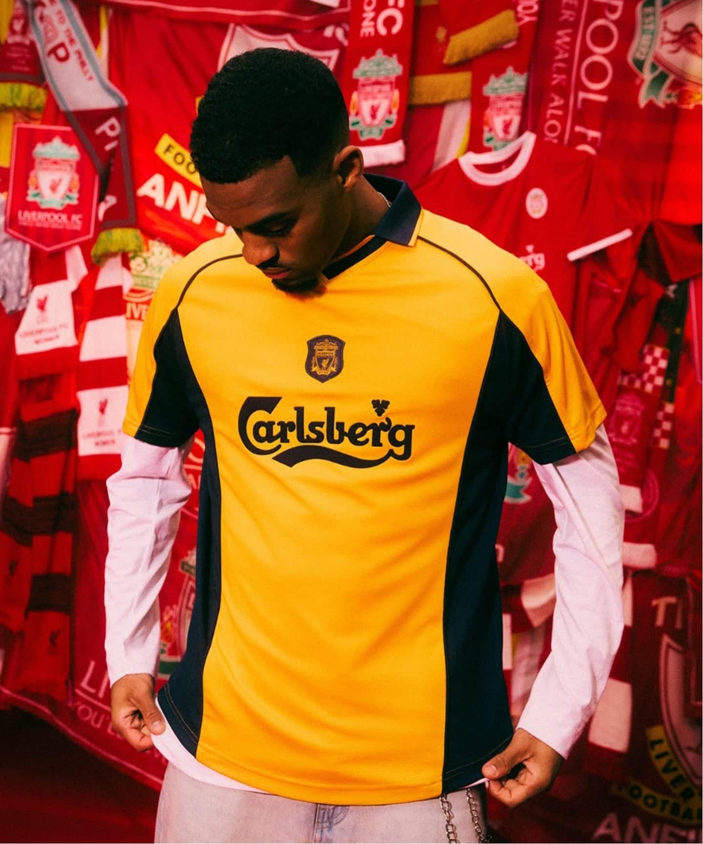 Liverpool FC / リバプール FC】2000 - 2001 AWAY SHIRT（Tシャツ