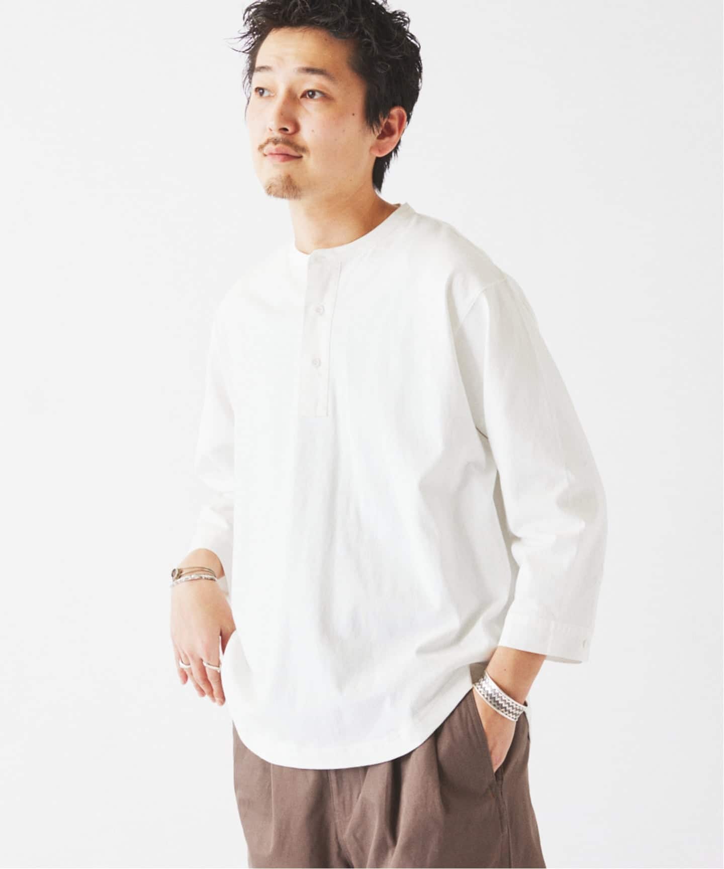 スリーピング ヘンリーネック ロングスリーブ（Tシャツ／カットソー