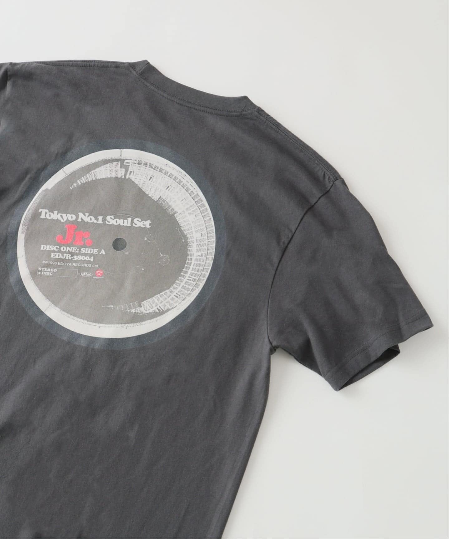 TOKYO No.1 SOUL SET × relume】別注 “Jr.” プリント Tシャツ（Tシャツ