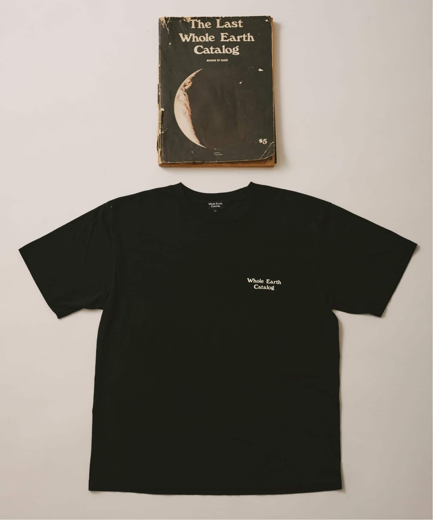 WHOLE EARTH CATALOG PRINT TEE（Tシャツ／カットソー）｜JOURNAL