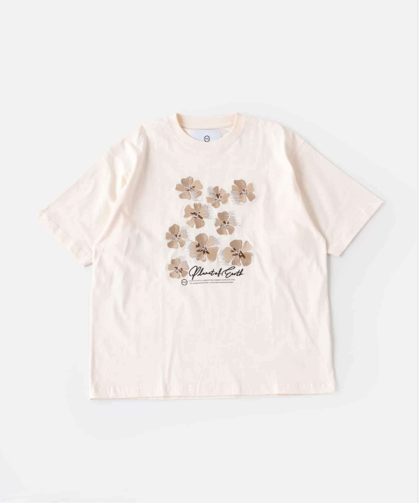 PLANET OF EARTH FLOWER EMB TEE（Tシャツ／カットソー）｜B.C STOCK