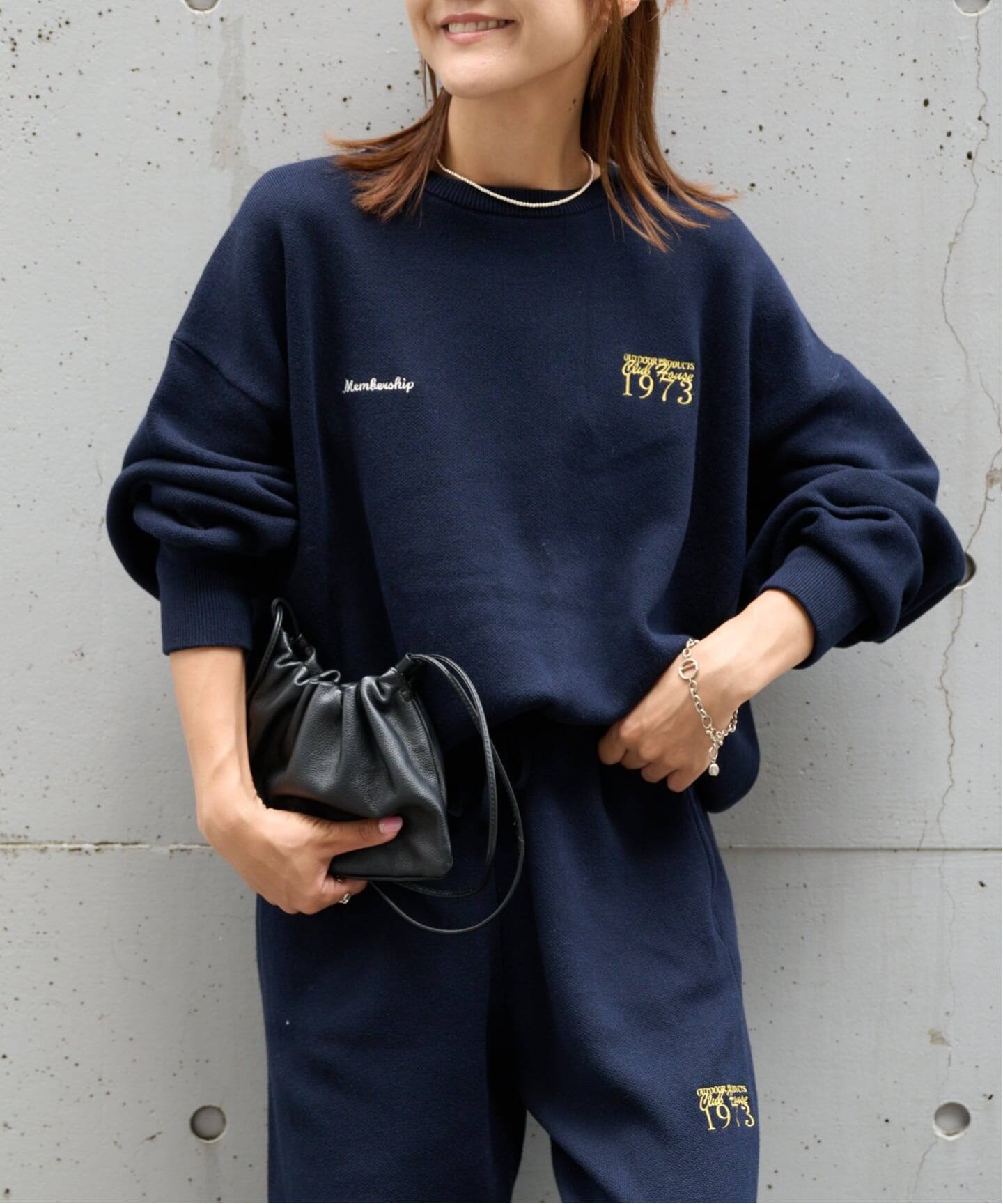 追加4ロゴ刺繍スウェットライククルーネックニットプルオーバー 