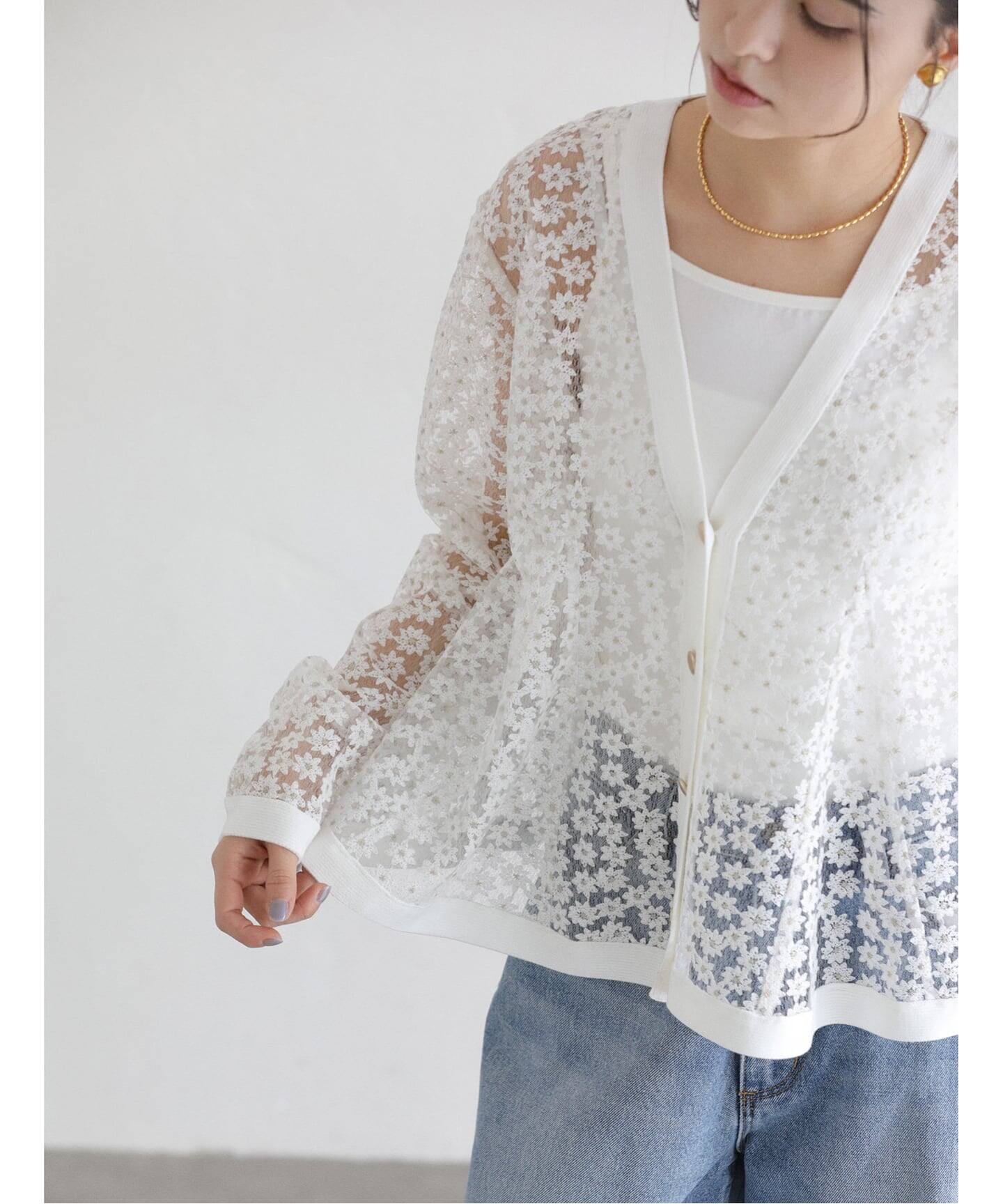 予約》【洗える】フラワーレースカーディガン（カーディガン）｜La