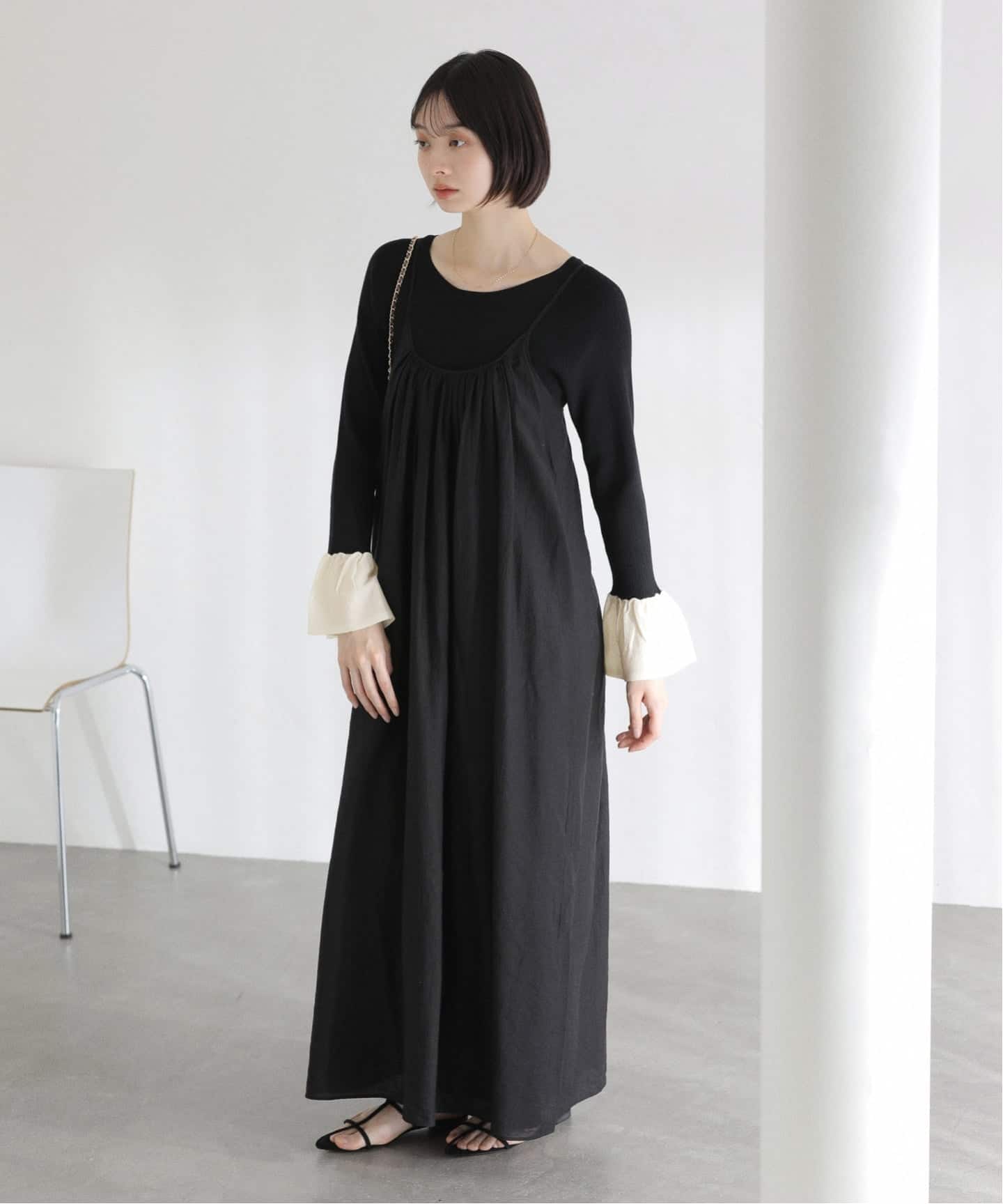 新品　La TOTALITE フリルスリーブワンピース　ブラック 予約》【洗える】フリルスリーブニット（ニット／セーター）｜La