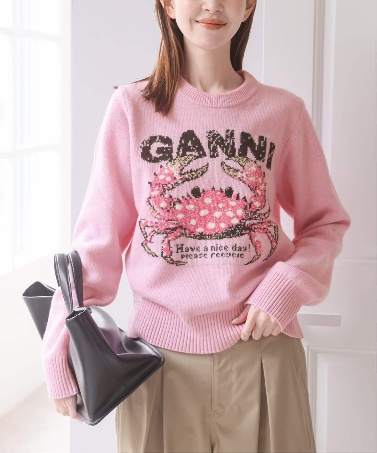 新宿・WEB限定 / 予約》GANNI / ガニー Graphic Wool Sweater Crab