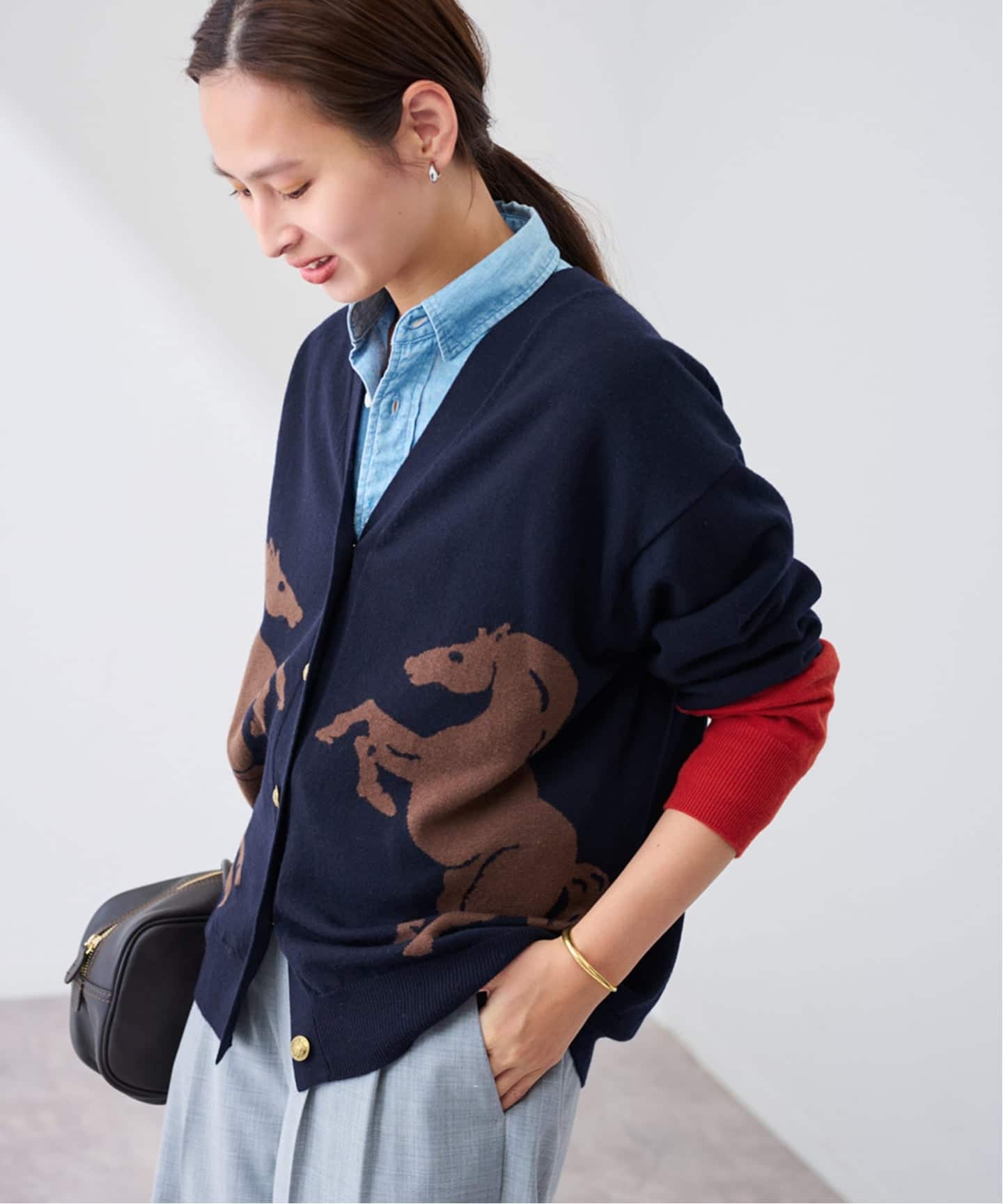 Horseインターシャ カーディガン（カーディガン）｜FRAMeWORK