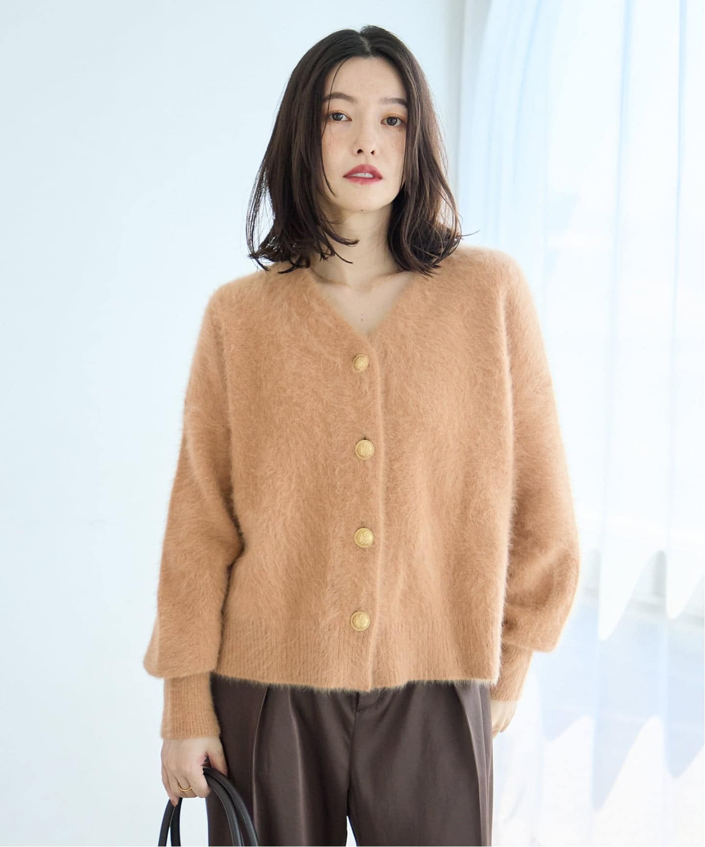 【タグ付き未使用品】ベイジ　洗える　レザーラインジップカーディガン　2025SS 予約》FOX CASHMERE Vネックカーディガン（カーディガン）｜JOURNAL