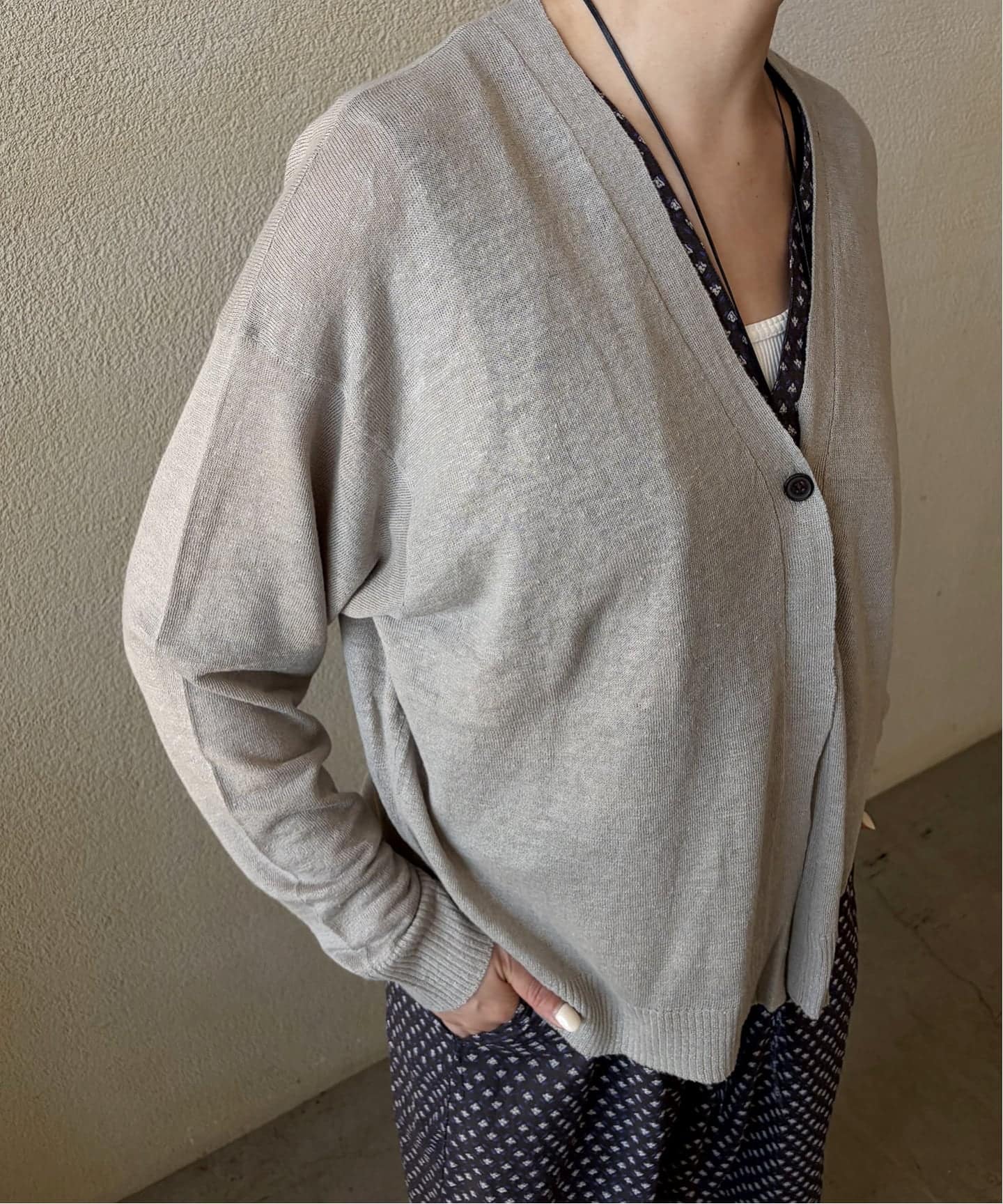 SOIL】LINEN/COTTON V-NECK CARDIGAN（カーディガン）｜journal