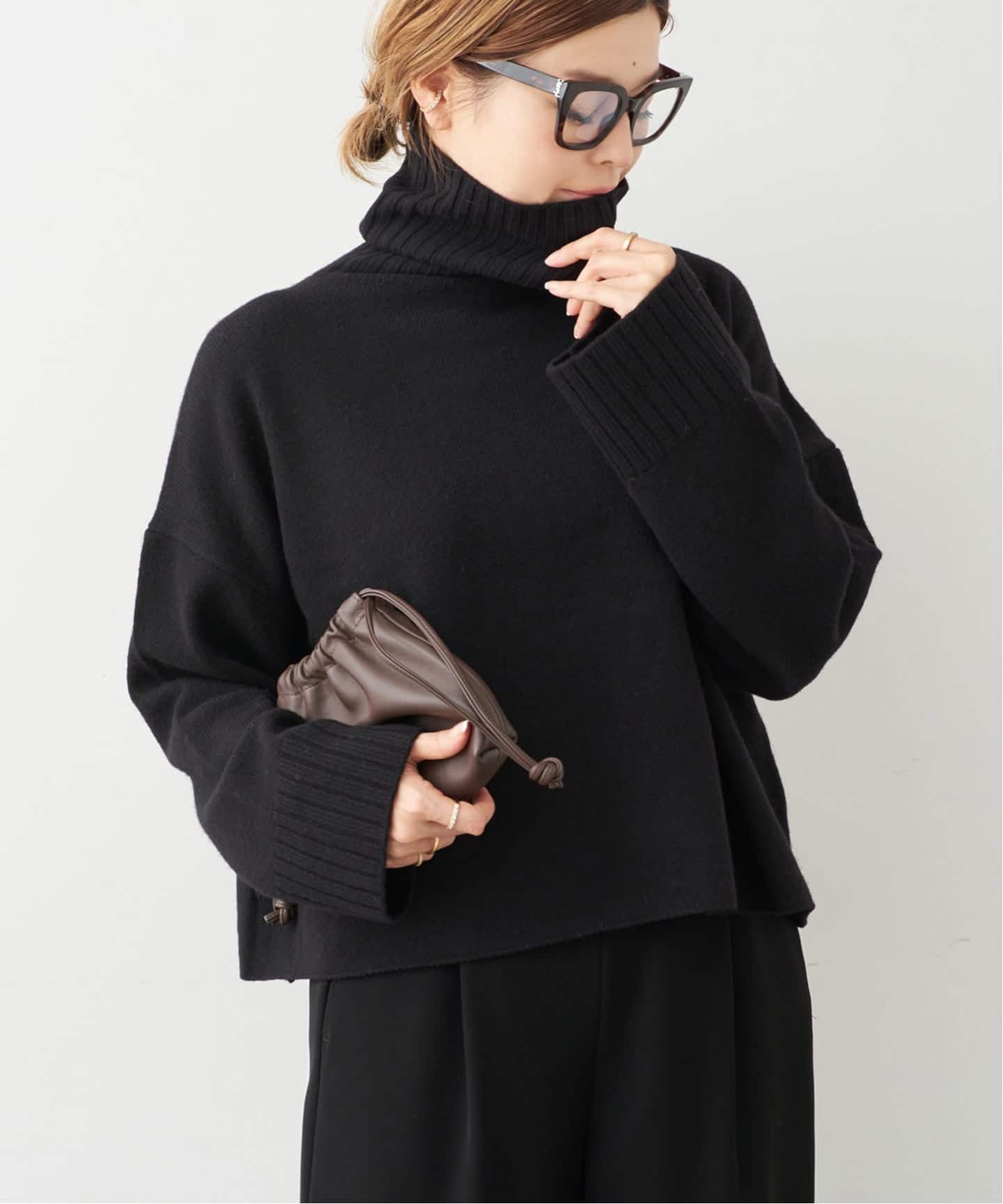 予約》追加 *Cropped タートルネック ニット（ニット／セーター