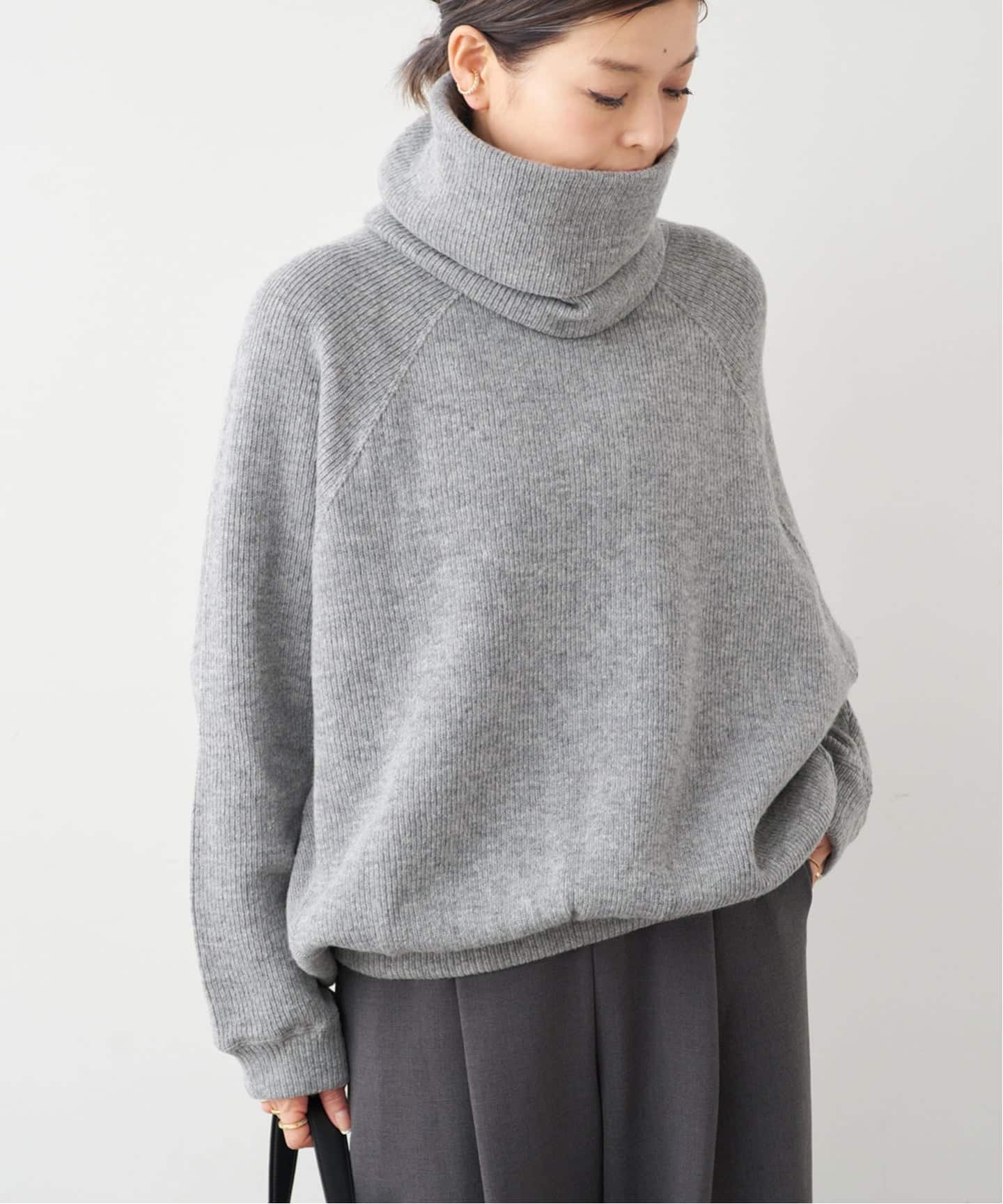 COGTHEBIGSMOKE/コグ ザ ビッグスモーク】ELLIS SWEAT KAI SNOOD