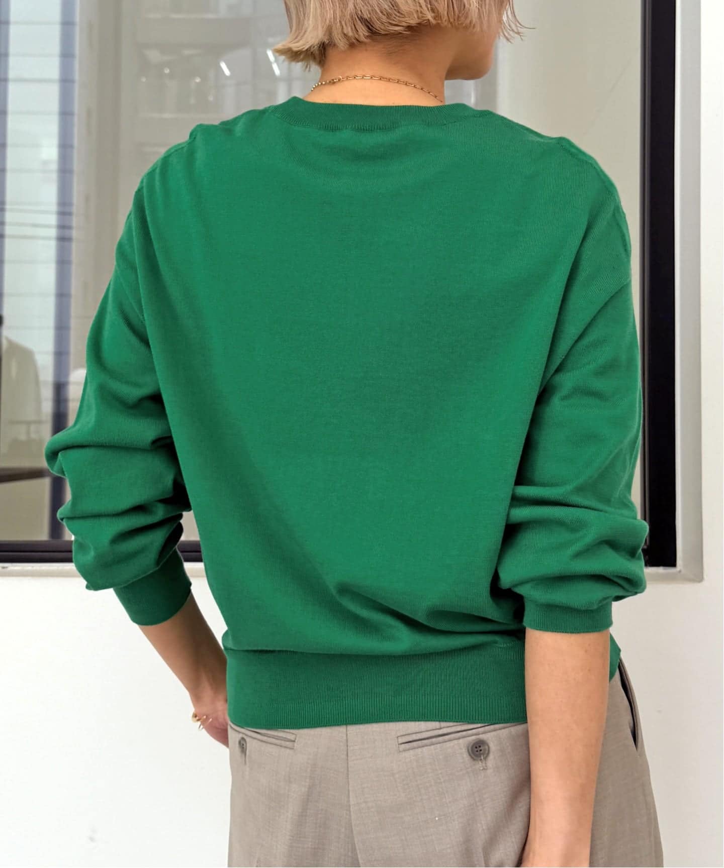 アパルトモン  グリーンニット BASIC CREW NECK PULLOVER（ニット／セーター）｜L'Appartement