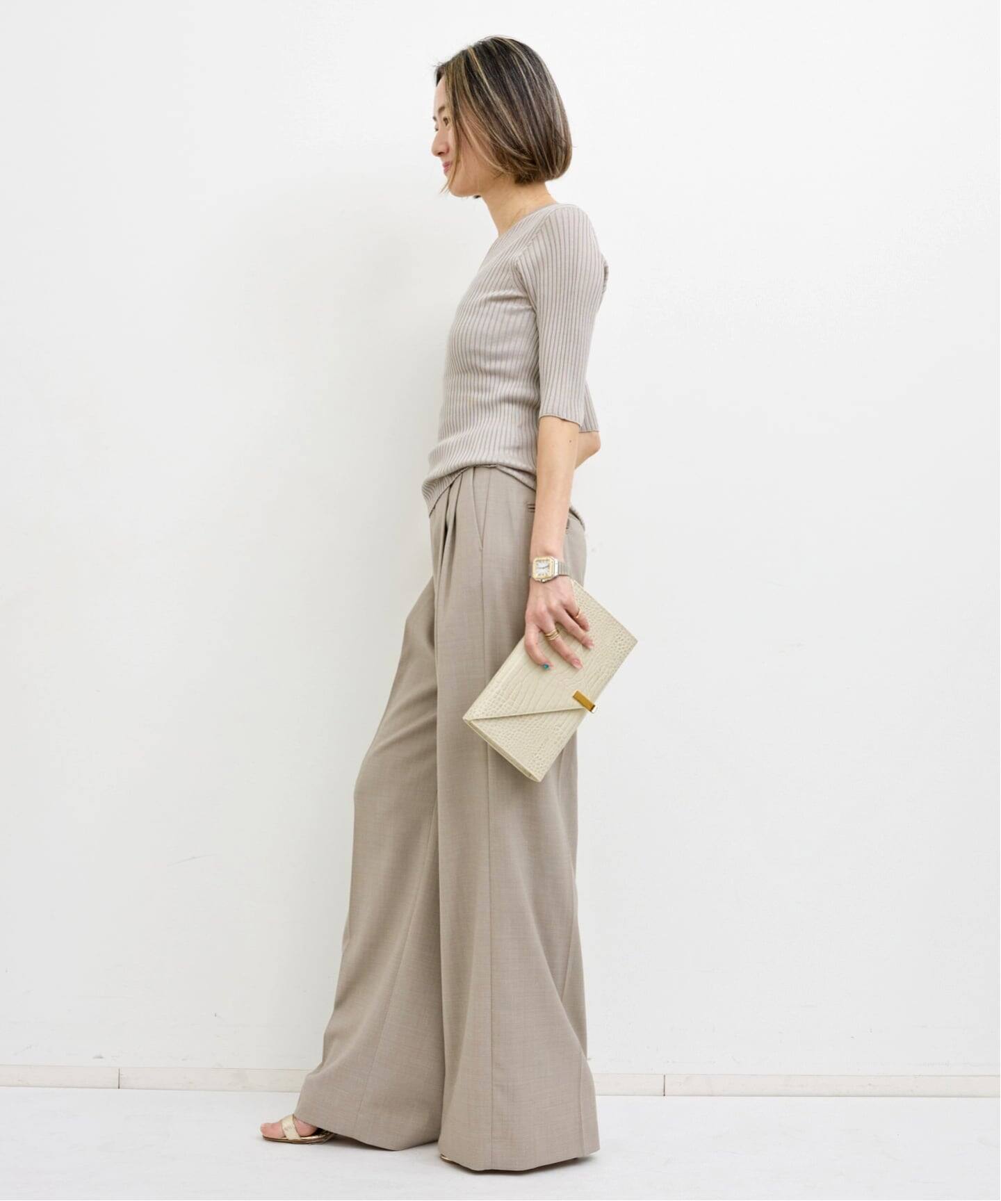 新品タグ付　アパルトモン　SIDE SLIT KNIT ベージュ SILK RIB KNIT（ニット／セーター）｜L'Appartement（アパルトモン）の