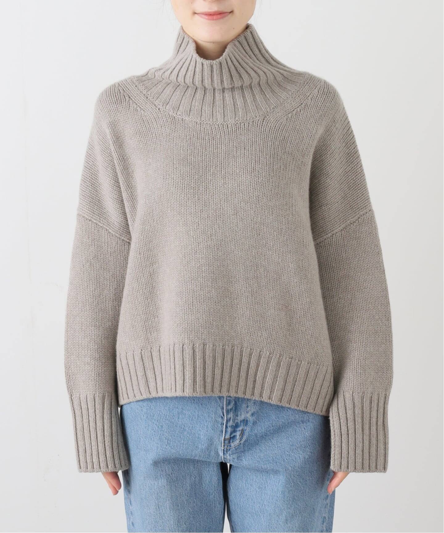 SOFT GOAT/ソフト ゴート】 Girlfriend Turtleneck Knit（ニット