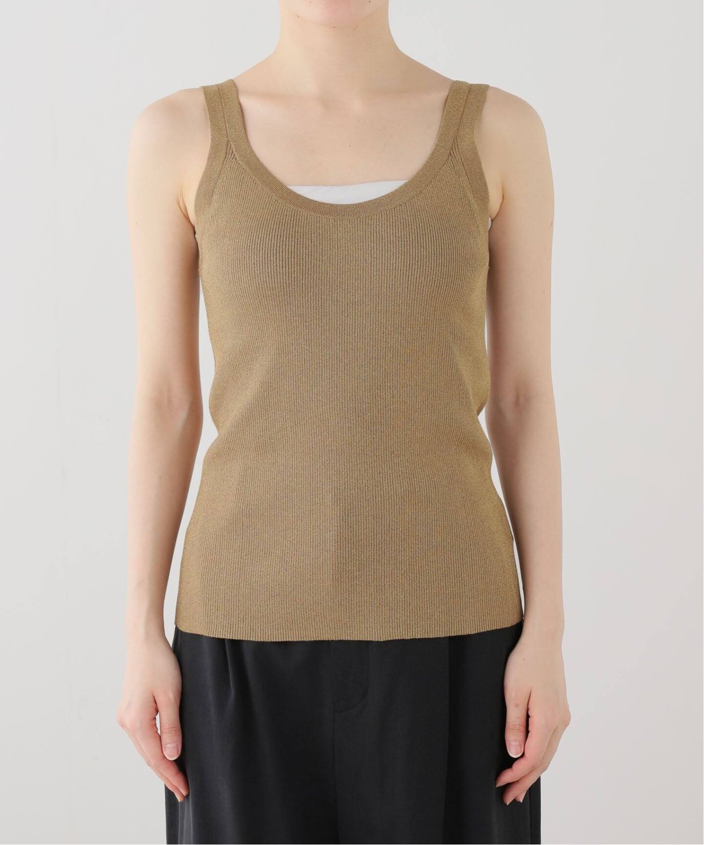 メタリックリブニット(ゴールド)（タンクトップ）｜AP STUDIO