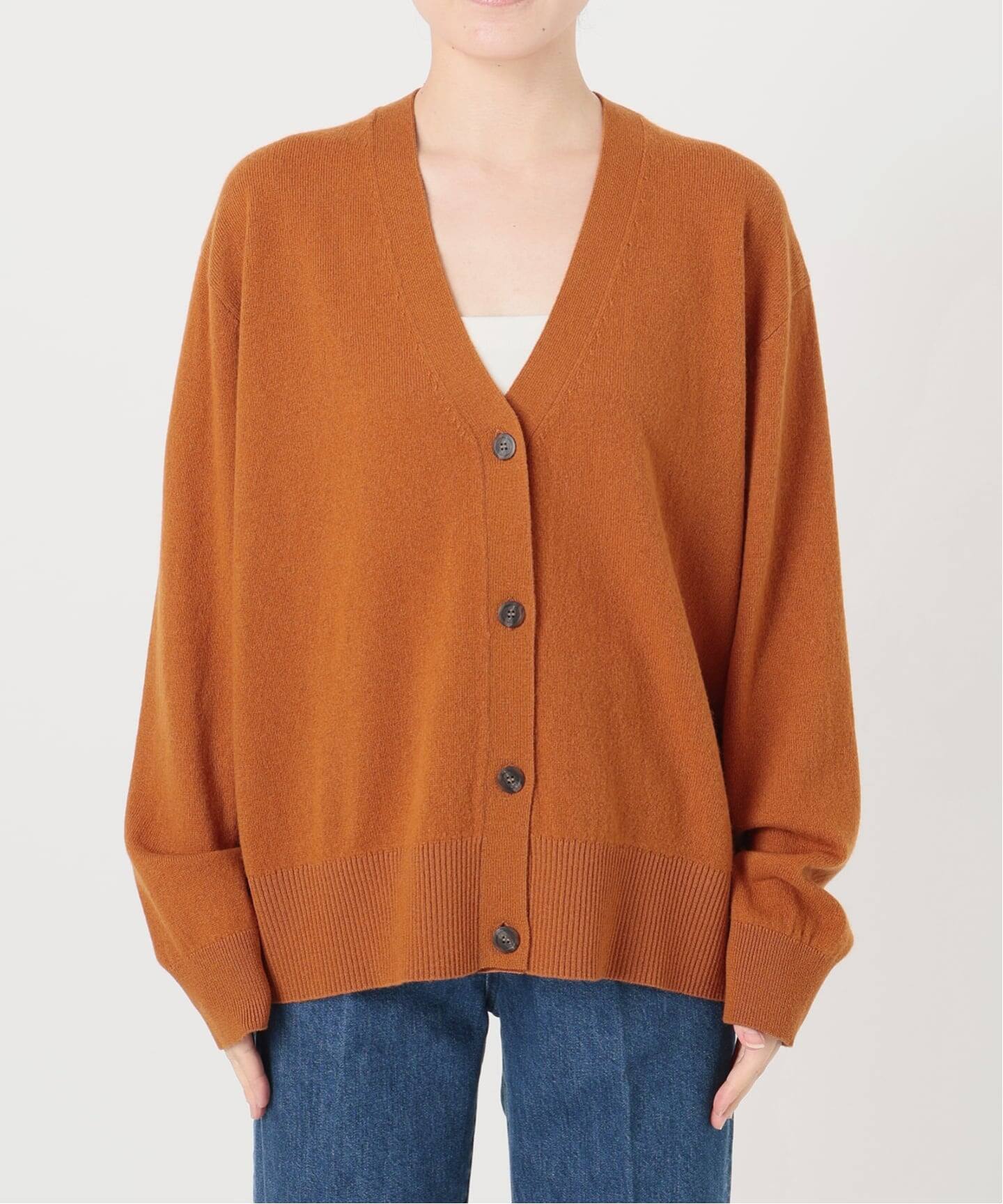 予約》【WEB+一部店舗限定】ウールカシミヤVネックカーディガン