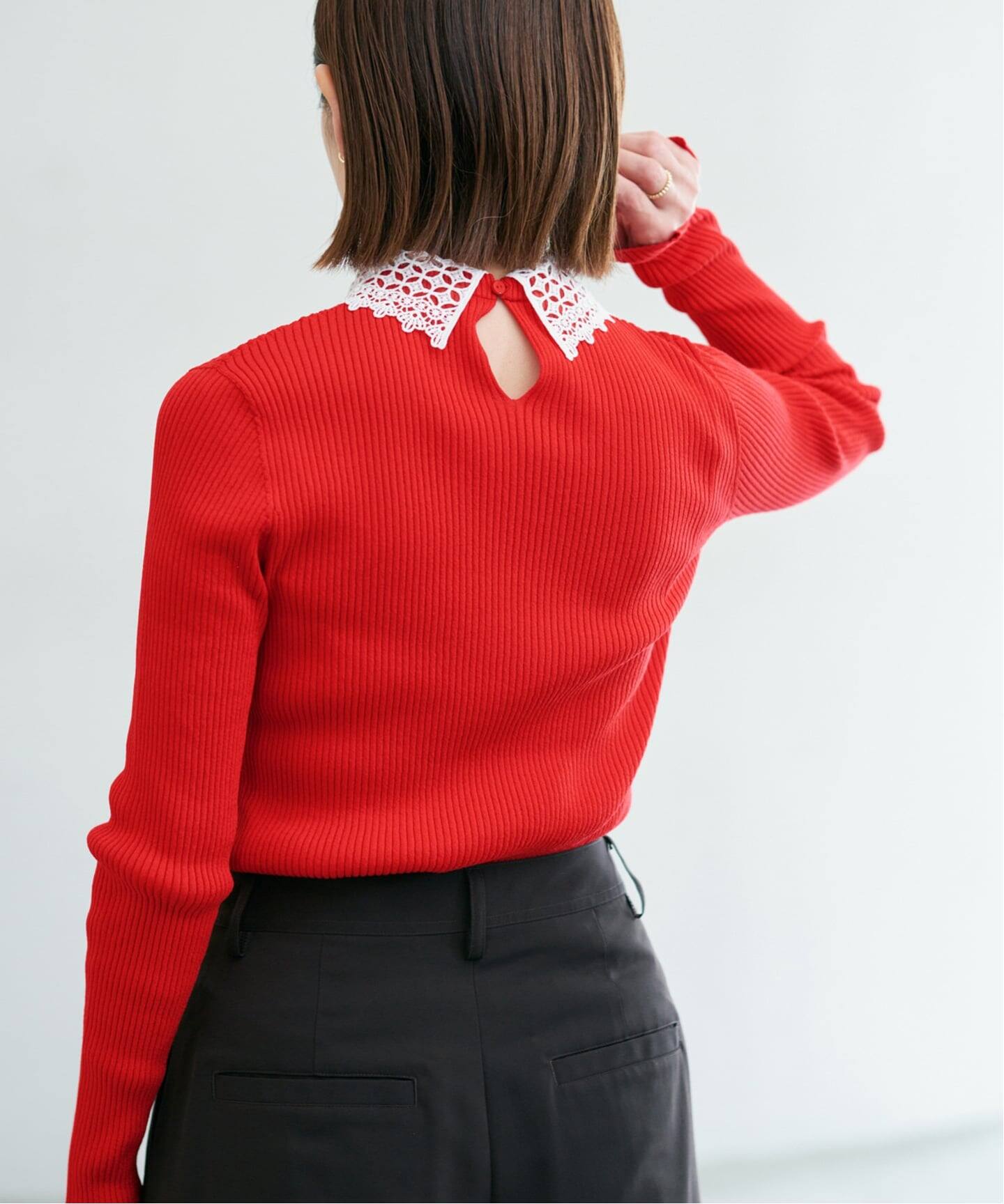 予約》レース襟 RIBホールガーメントプルオーバー（ニット／セーター