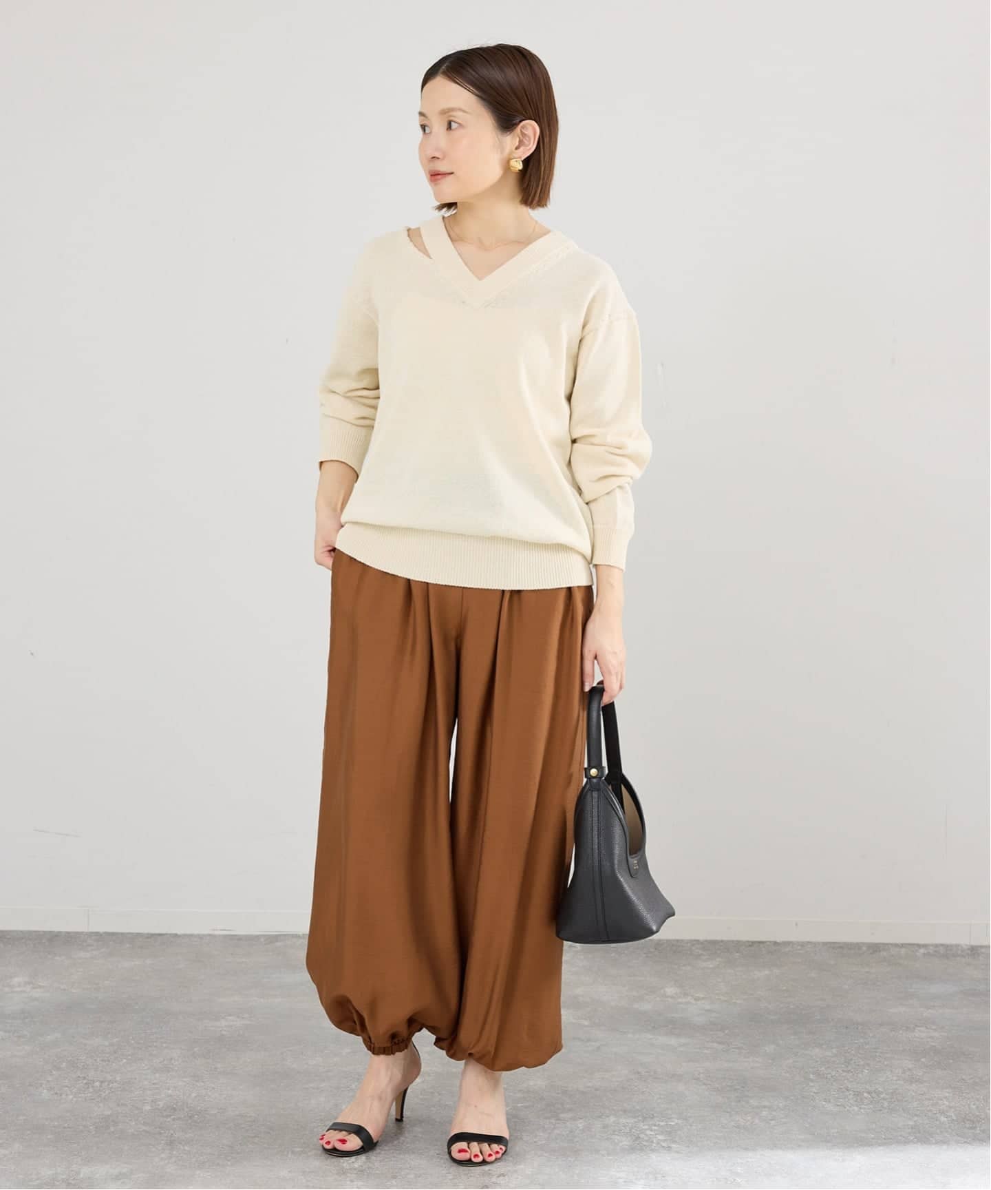 イエナ 大人気 Vネックプルオーバー ナチュラル IENA（イエナ）の「ウォッシャブルラクーンMIX Vネックプルオーバー
