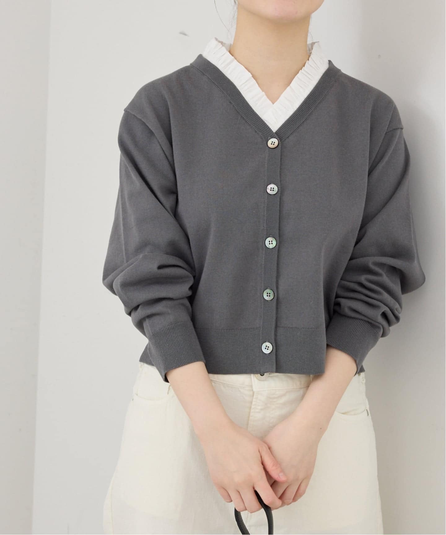 ウォッシャブル 2WAYフリルニットカーディガン（カーディガン）｜IENA
