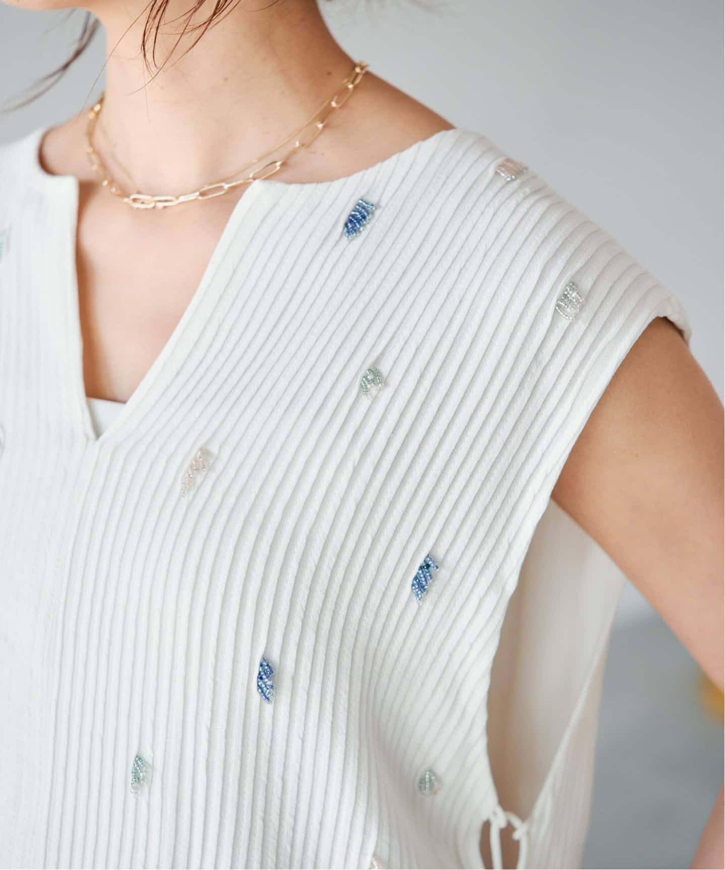 venit/ヴェニット PIN TUCK EMBROIDERY ニット VEG5623A（ニット