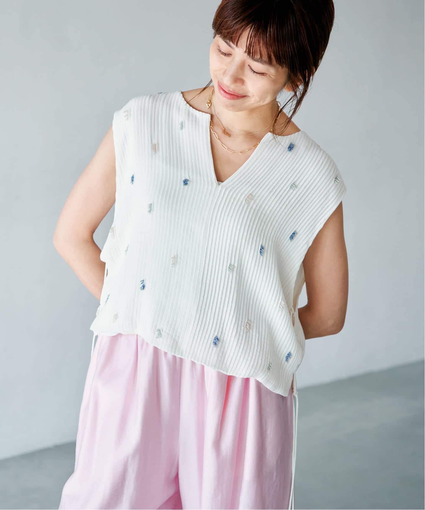 venit/ヴェニット PIN TUCK EMBR venit/ヴェニット PIN TUCK EMBROIDERY ニット VEG5623A（ニット