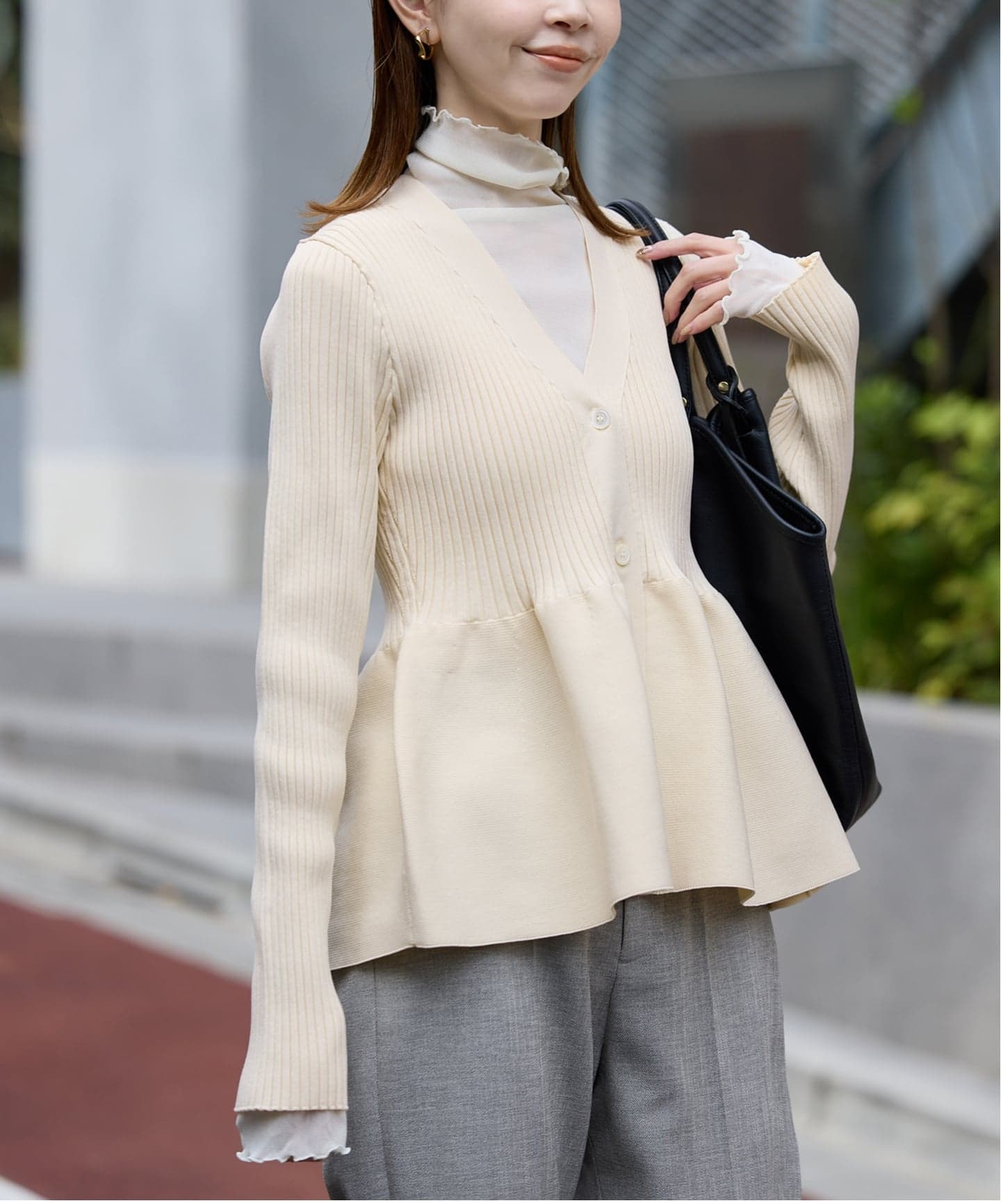 WEB限定/追加》Vネックペプラムカーディガン（カーディガン）｜SLOBE