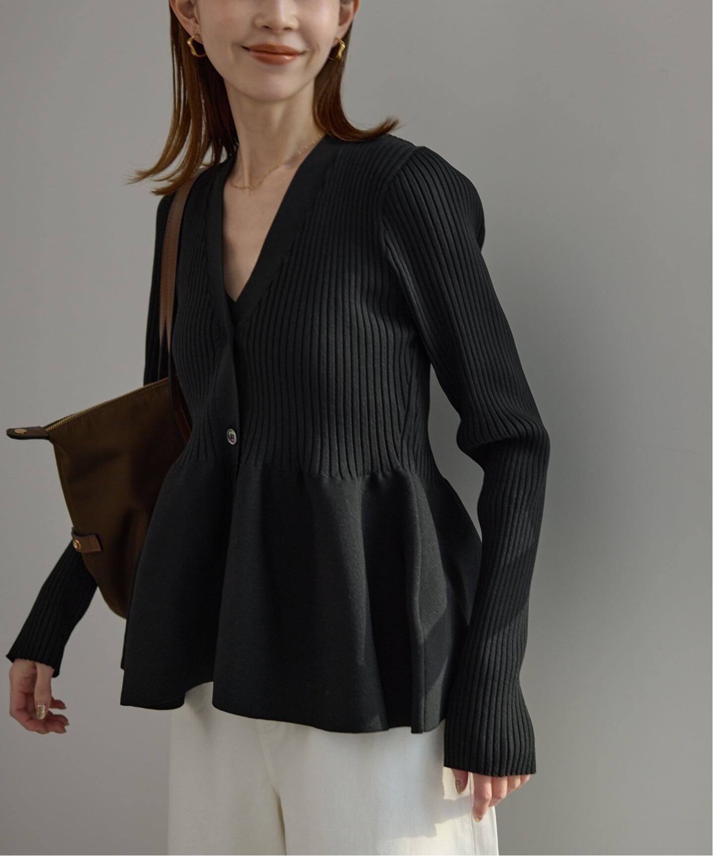 WEB限定/追加2予約》Vネックペプラムカーディガン（カーディガン