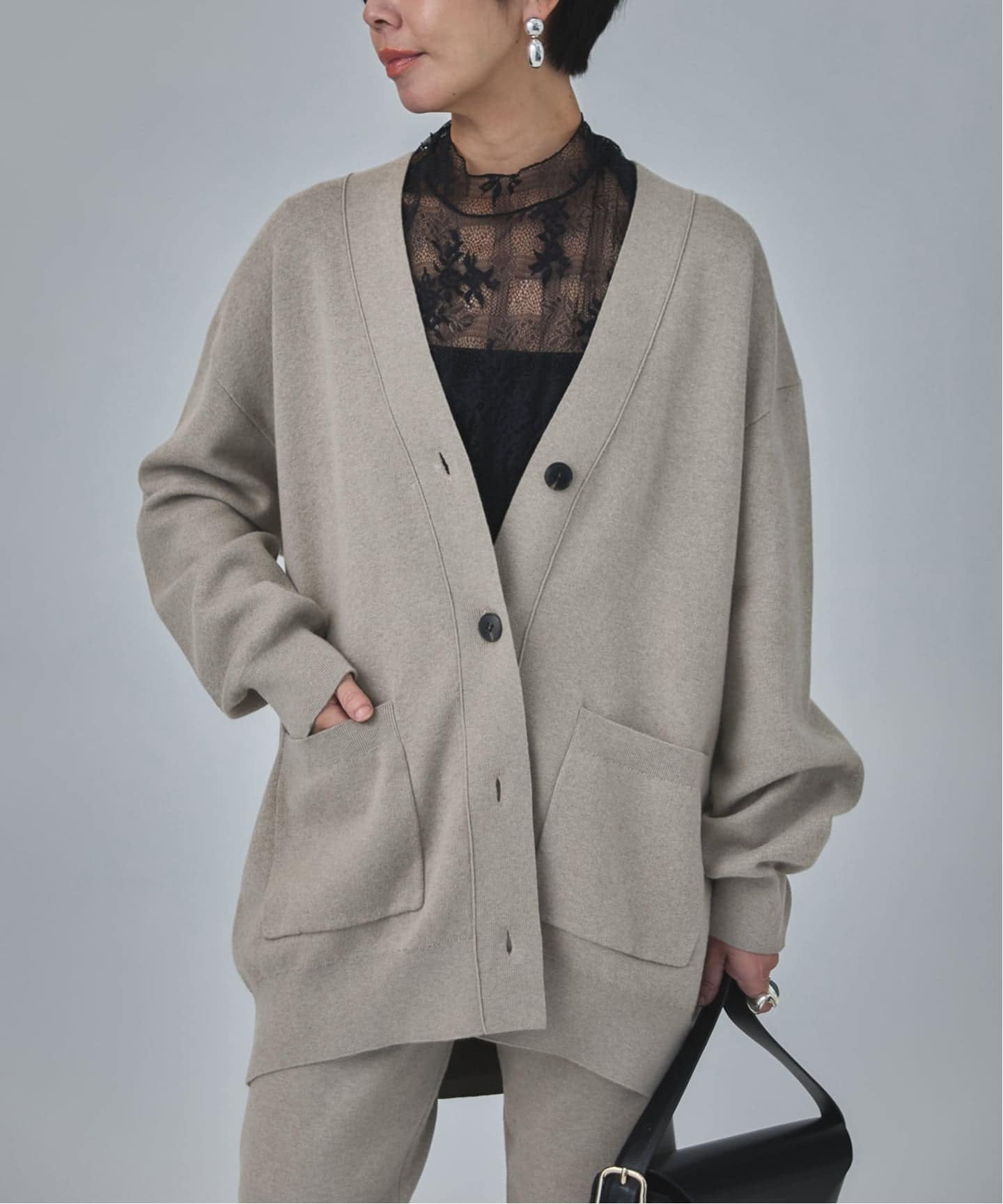 【極美品】VERMEIL par iena Vネックカーディガン　チャコール VERMEIL par iena（ヴェルメイユパーイエナ） ニットカーディガン