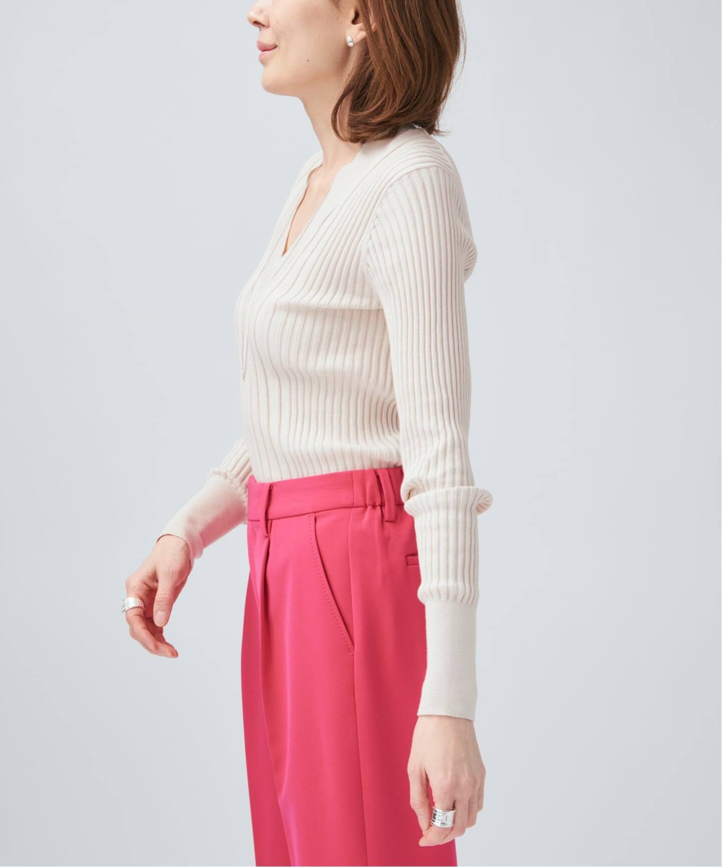 イタリア糸 RIB Vネックプルオーバー（ニット／セーター）｜VERMEIL