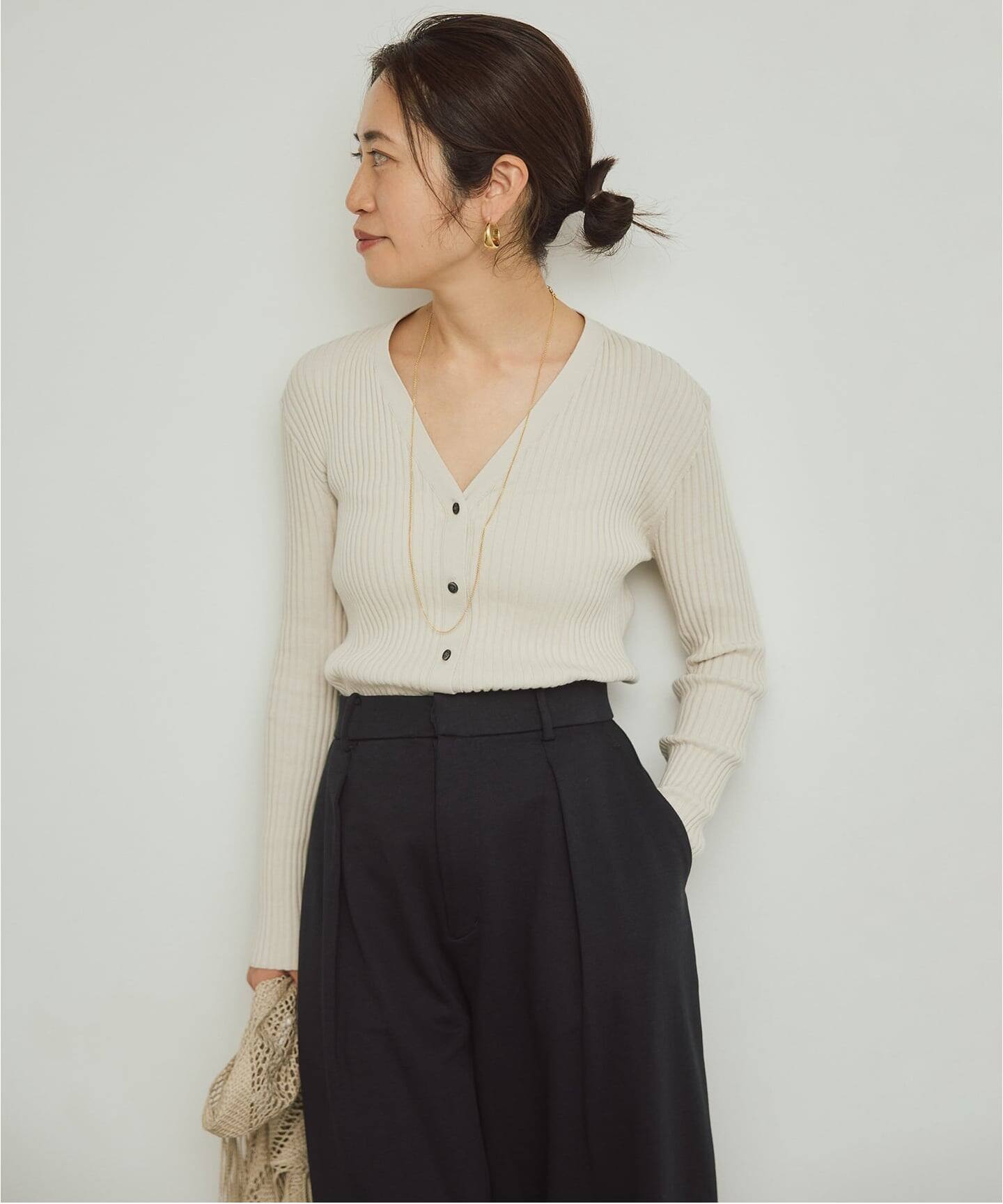 予約》イタリア糸 RIB Vネックカーディガン（カーディガン）｜VERMEIL