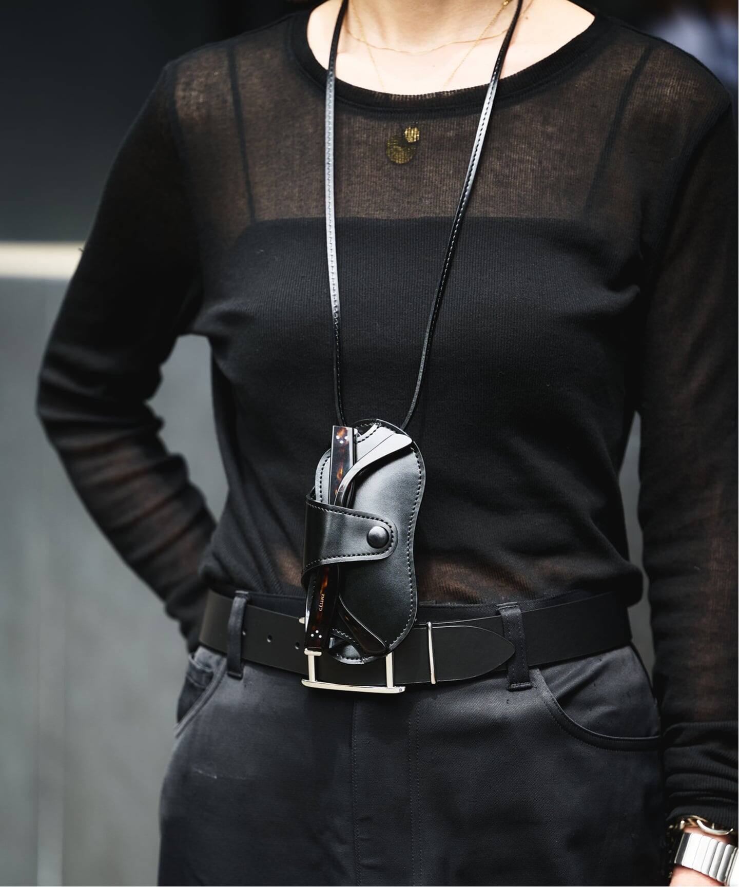 JANE SMITH COW LEATHER GLASSES HOLDER NECKLACE（その他ファッション