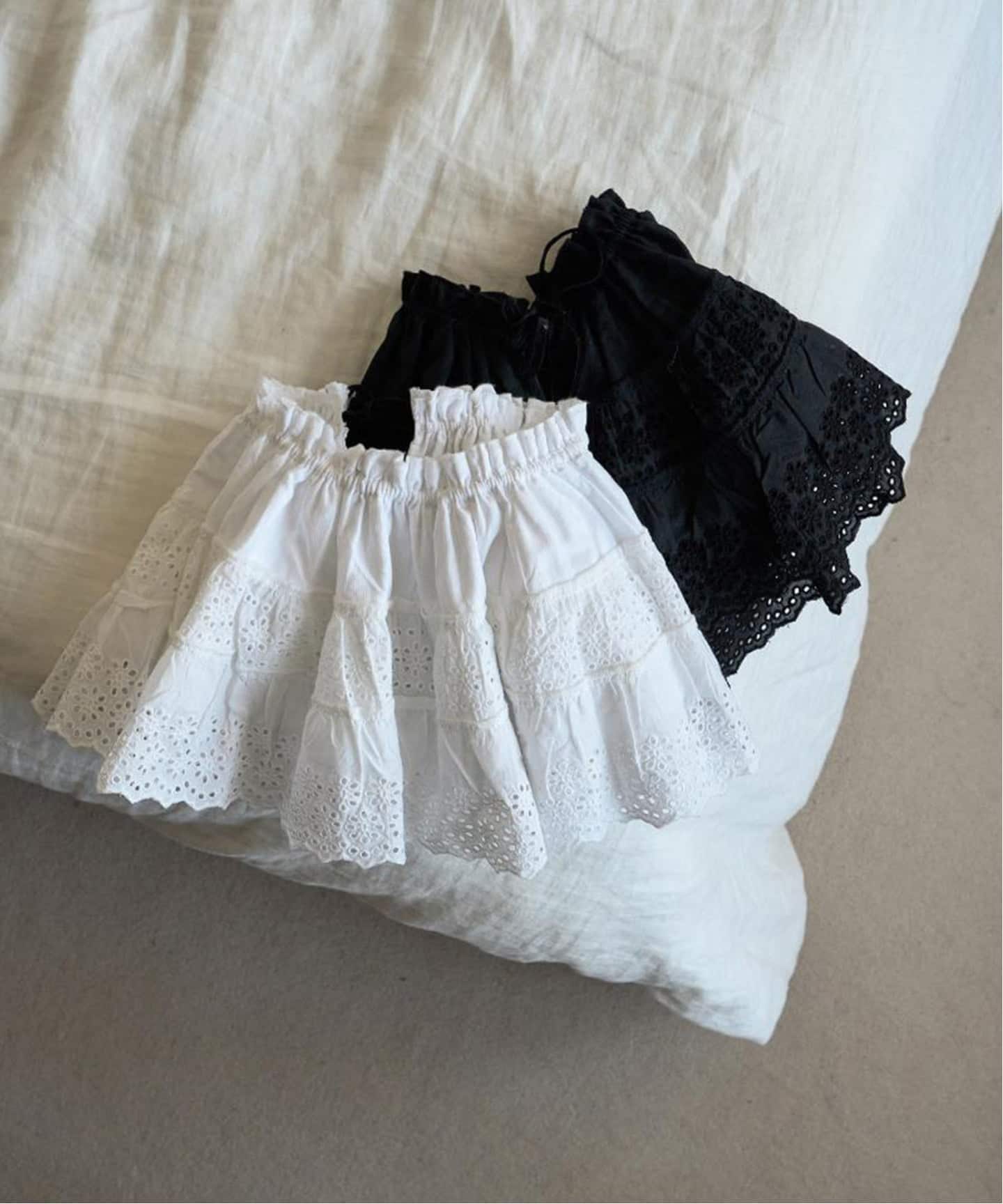 anuke【美品】Tuck Lace Skirt 予約》anuke 2way Lace Skirt（その他ファッション小物）｜BOICE FROM