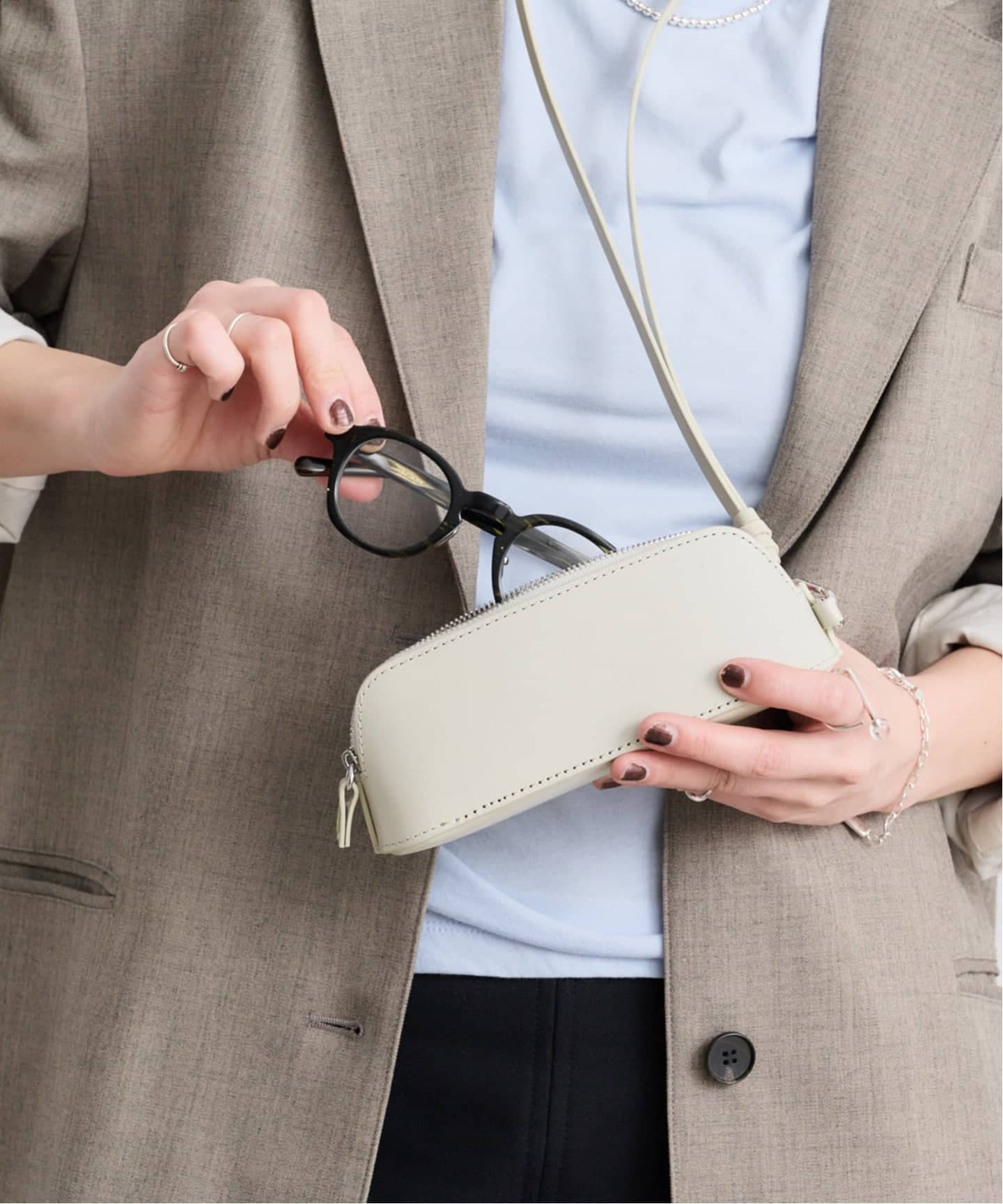 ETRE TOKYO タンドレザージップサングラスケース（サングラス）｜BOICE