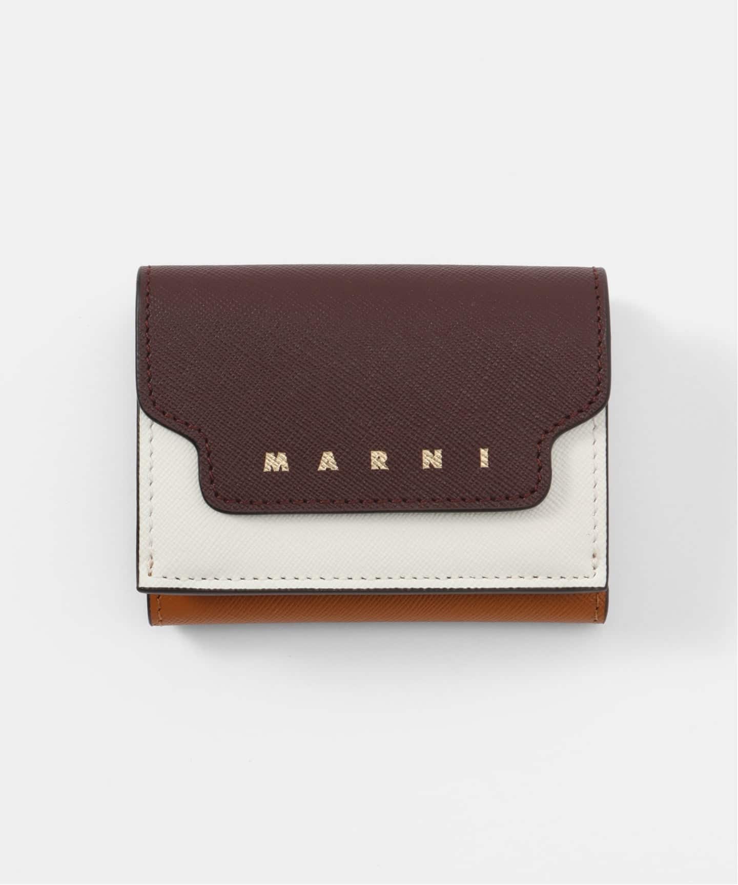 マルニ ブローチ レッド ブラック ブラウン シルバーカラー イタリア製 WEB＆東武池袋百貨店限定》MARNI /マルニ TRIFOLD BIG LOGO（財布